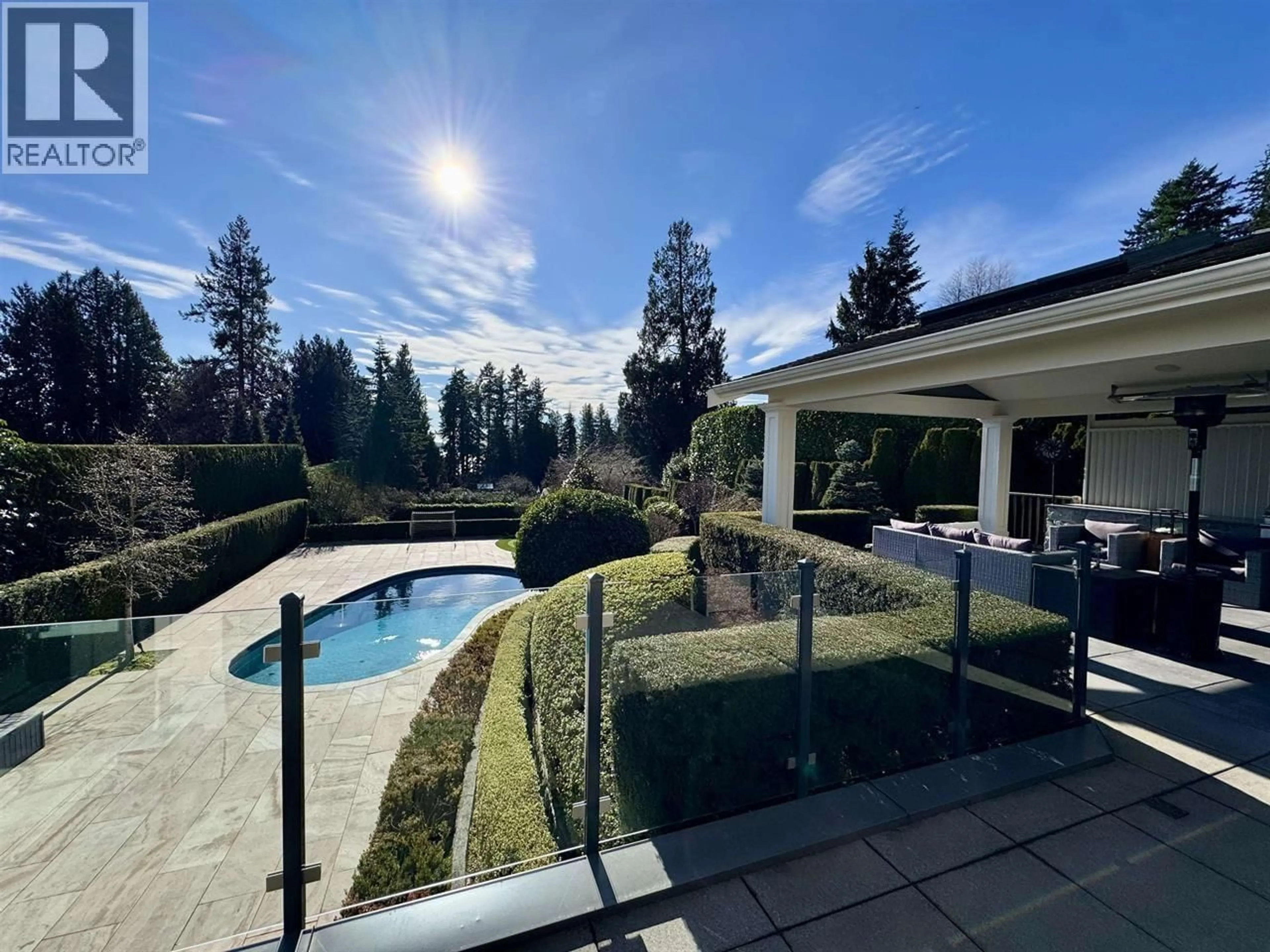 A pic from outside/outdoor area/front of a property/back of a property/a pic from drone, water/lake/river/ocean view for 2920 MATHERS AVENUE, West Vancouver British Columbia V7V2K1