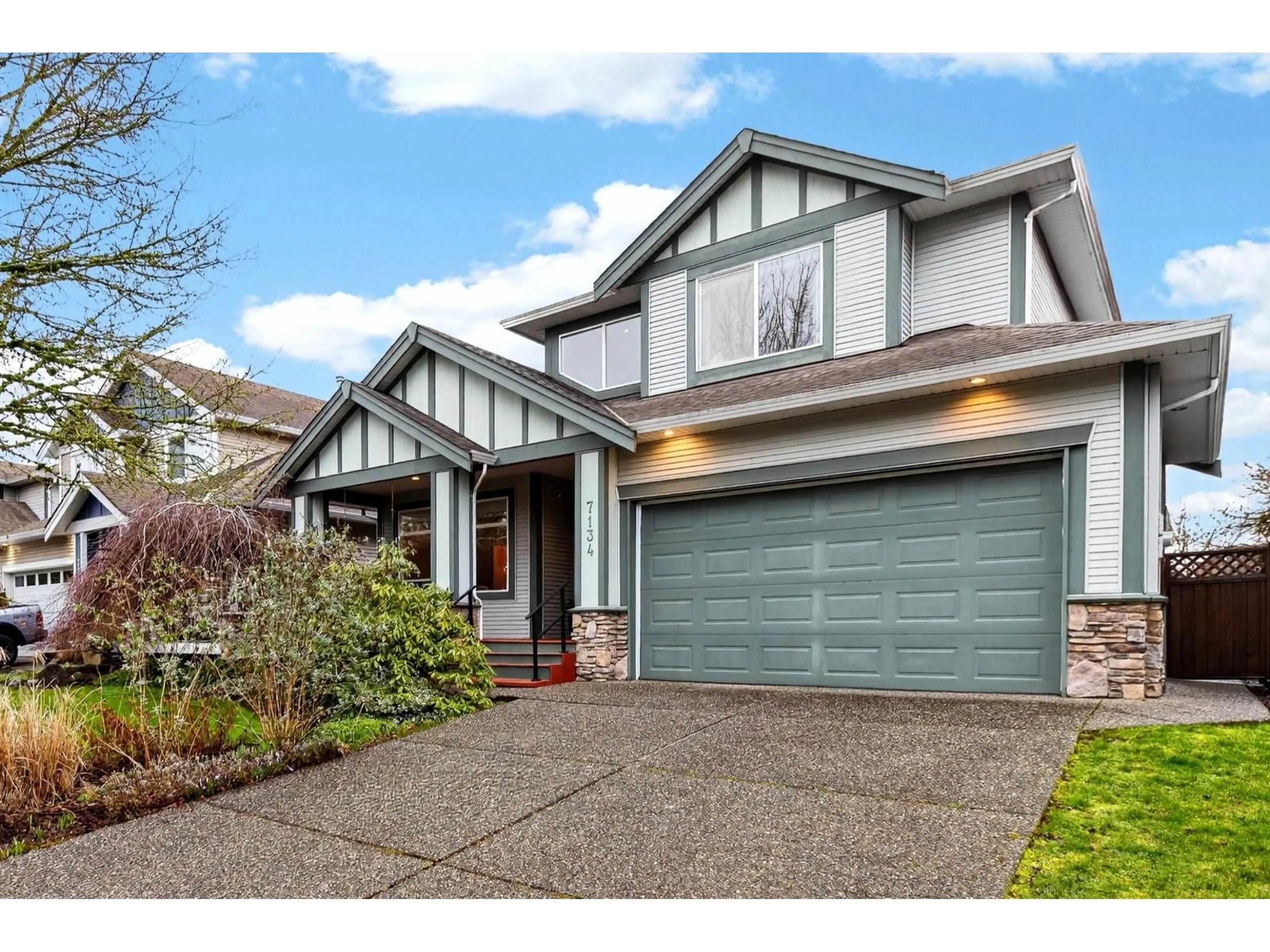 Home with vinyl exterior material, street for 7134 196A STREET, Langley British Columbia V2Y2Z9