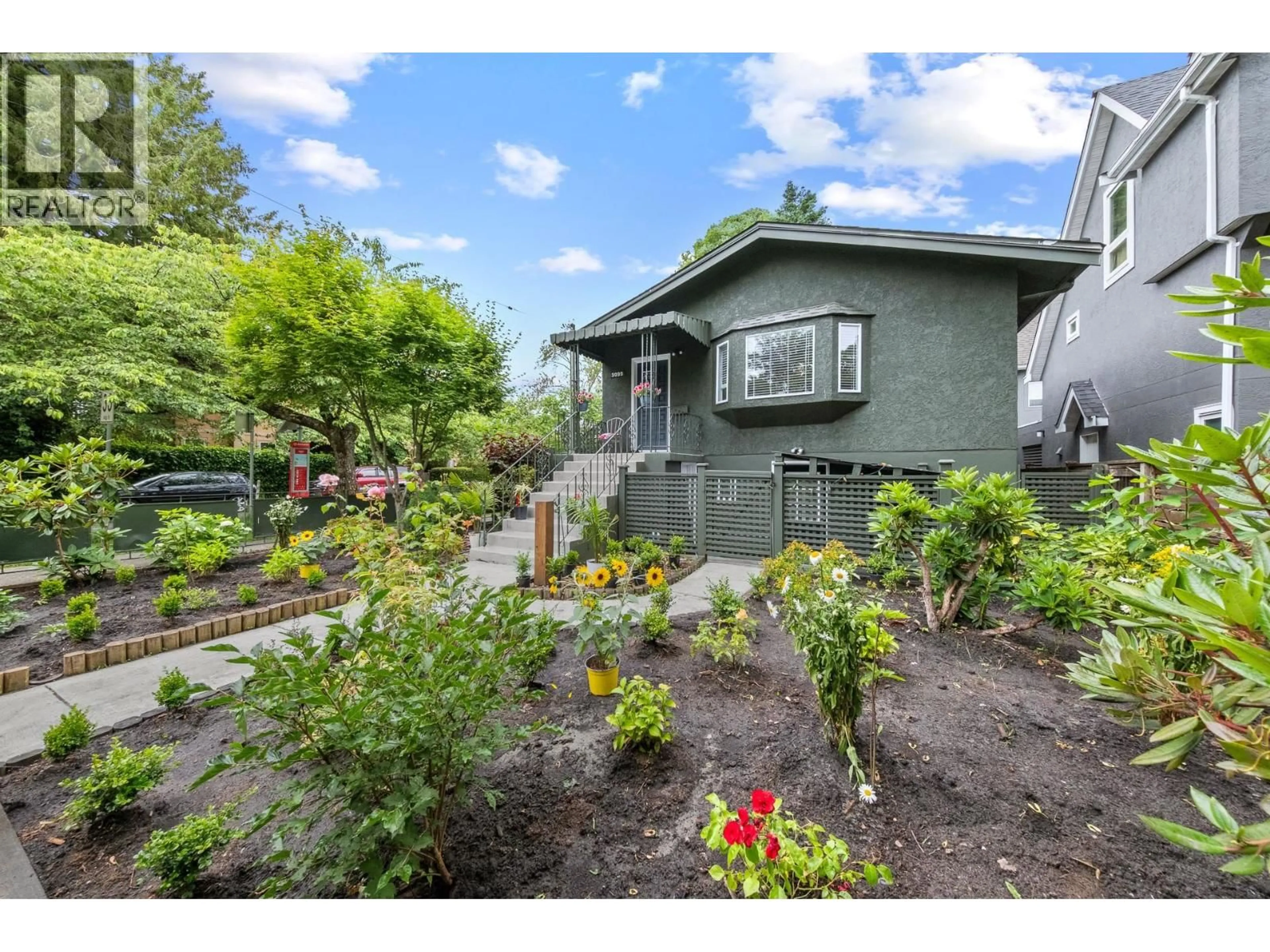 Unknown for 3099 6TH AVENUE, Vancouver British Columbia V6K1X4