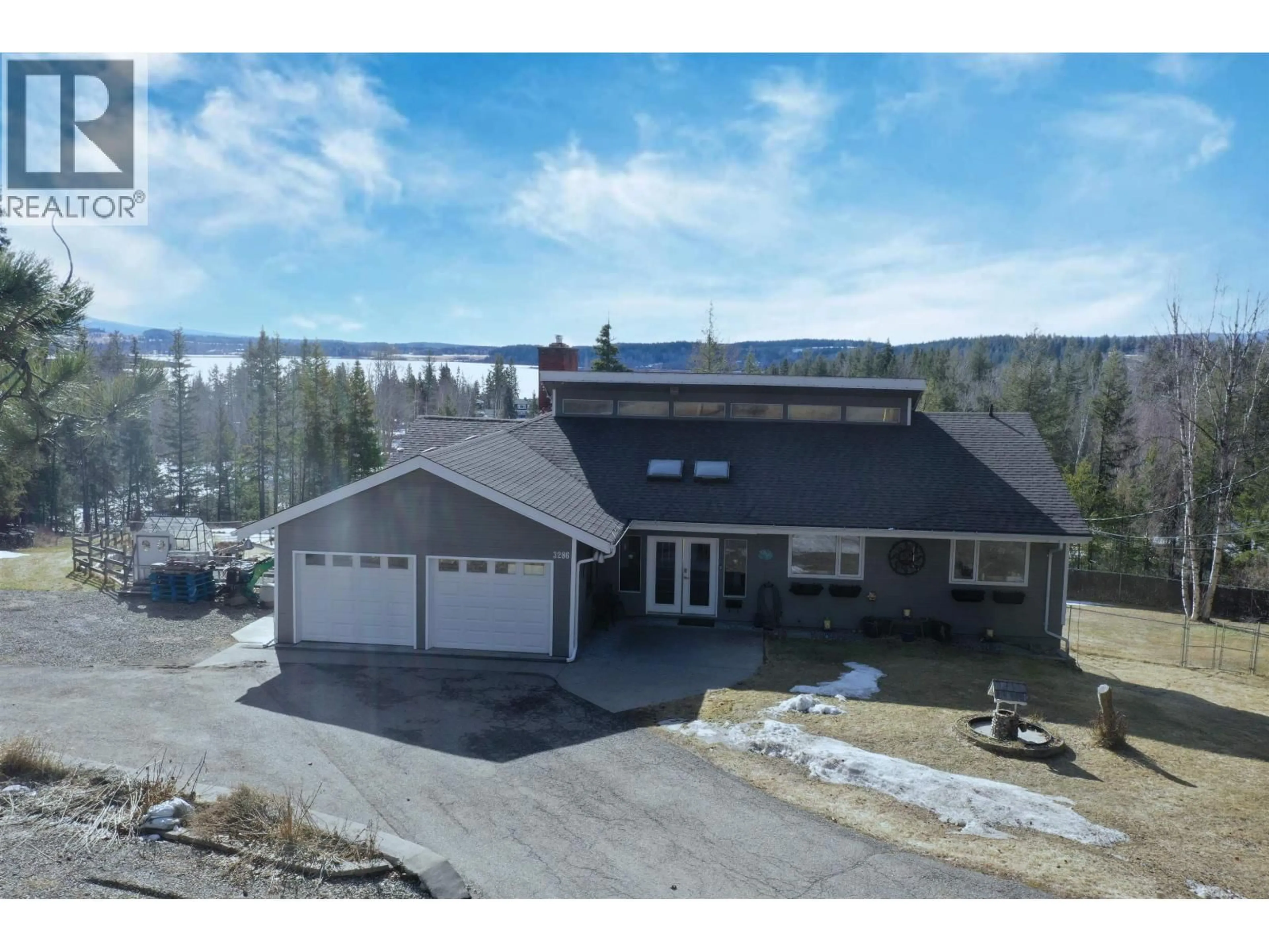 A pic from outside/outdoor area/front of a property/back of a property/a pic from drone, unknown for 3286 SPRUCE RIDGE ROAD, Quesnel British Columbia V2J4R4