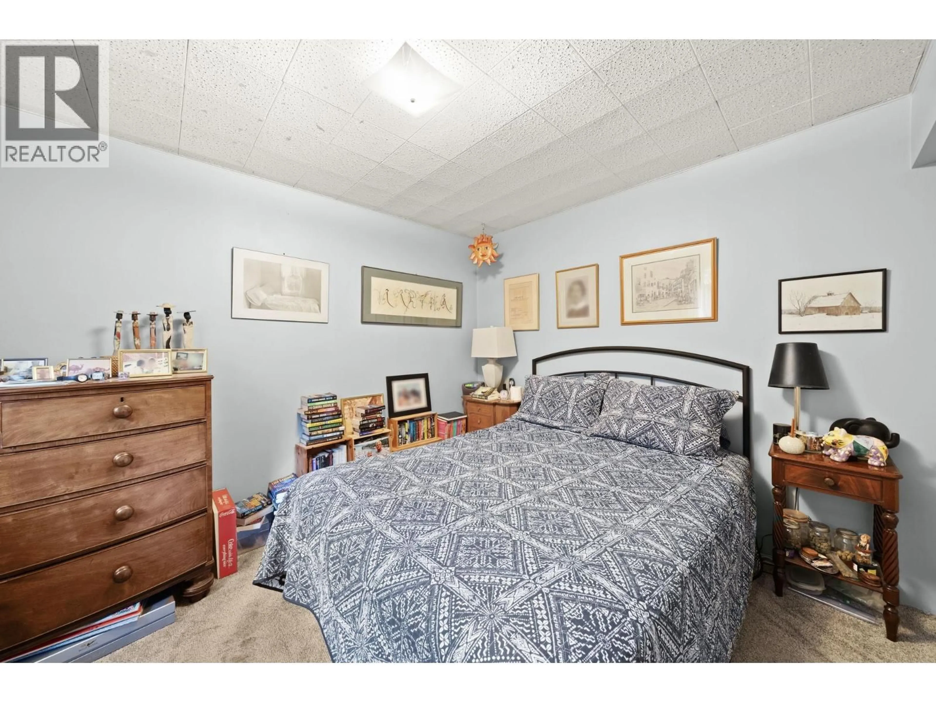 A pic of a room for 1553 55A STREET, Delta British Columbia V4M3M8