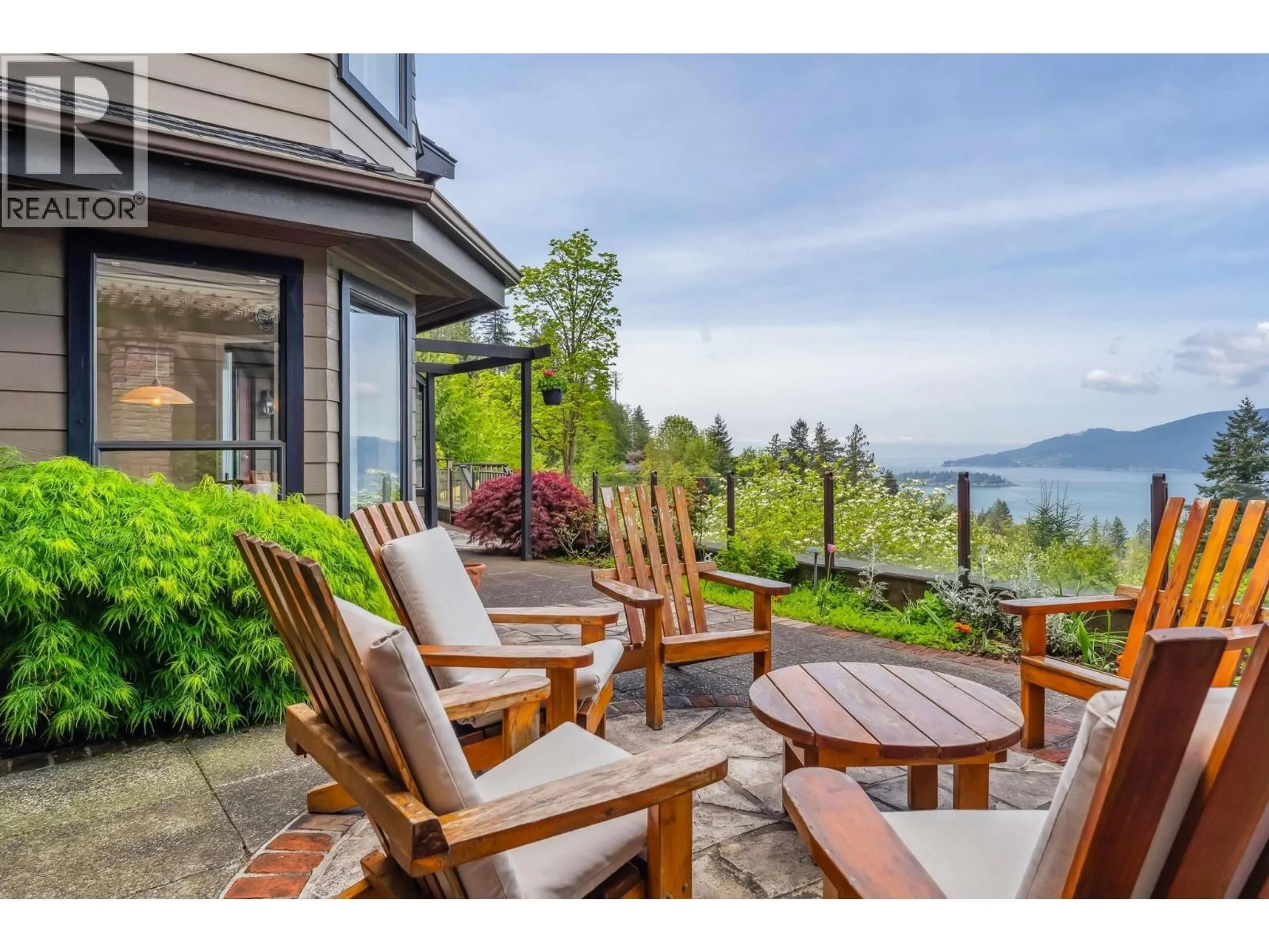 Patio, water/lake/river/ocean view for 5207 ASPEN DRIVE, West Vancouver British Columbia V7W2Z7