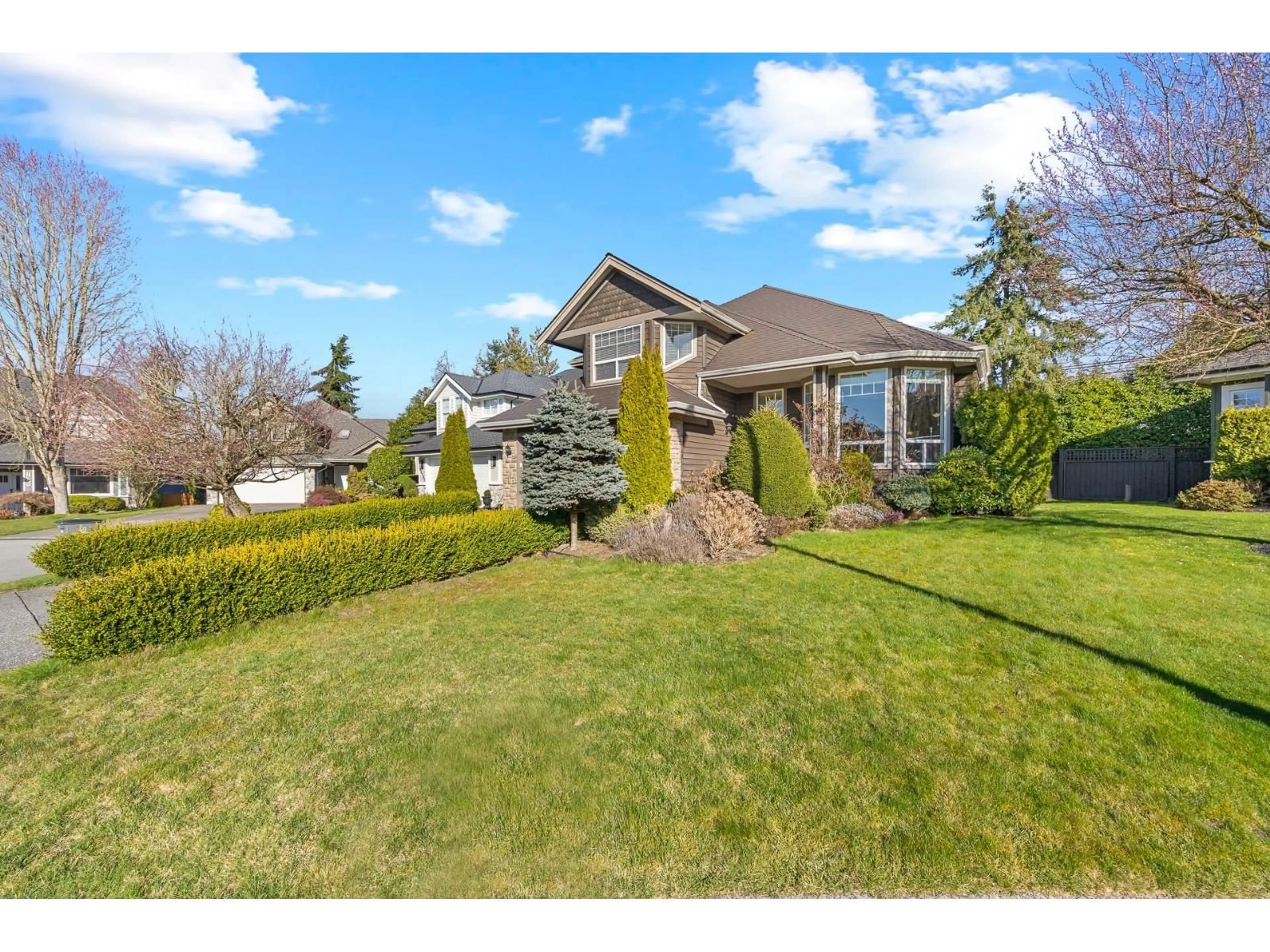 Home with vinyl exterior material, street for 14788 31 AVENUE, Surrey British Columbia V4P3E7