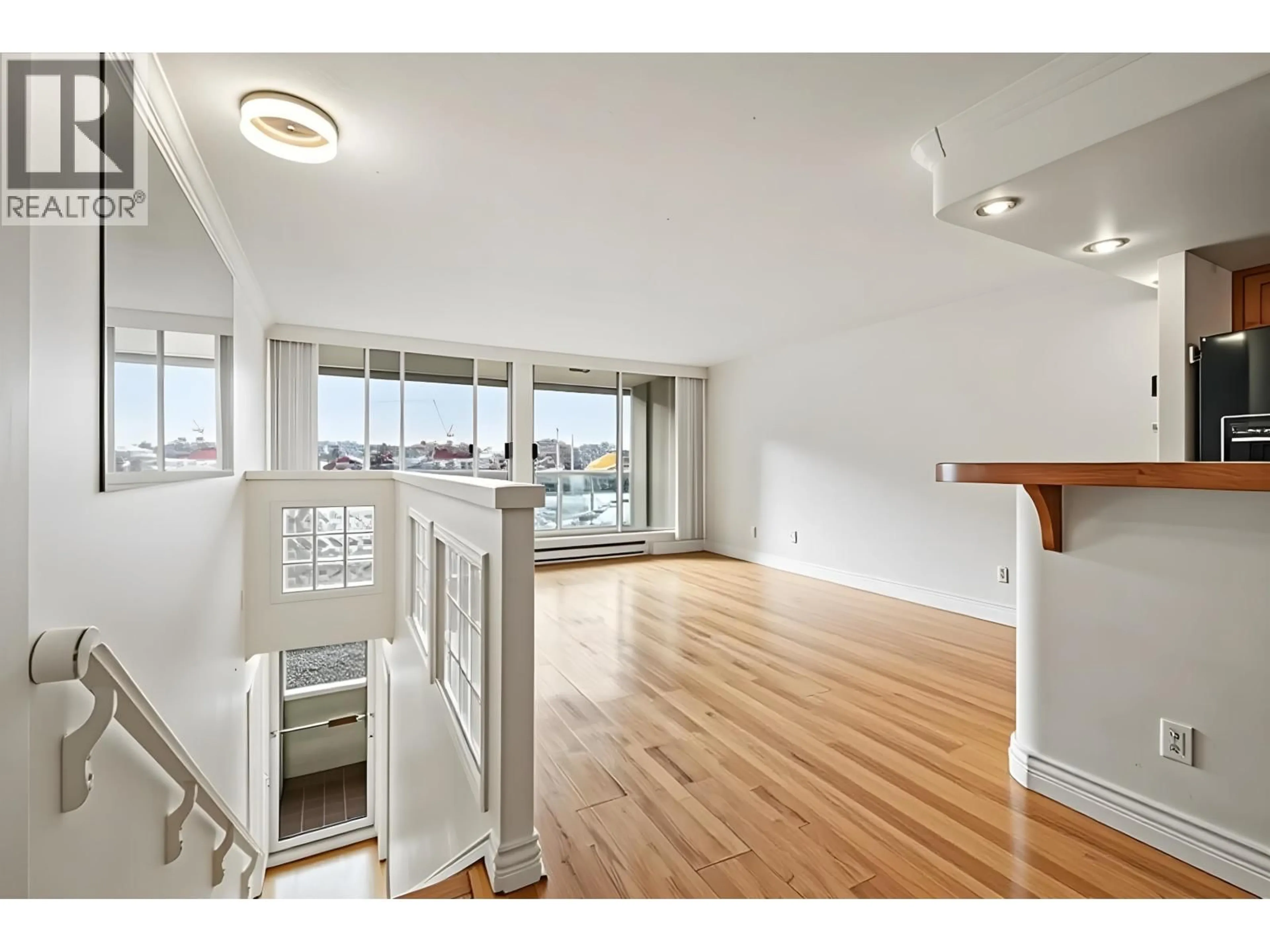 Indoor foyer for 205 - 1600 HOWE STREET, Vancouver British Columbia V6Z2L9