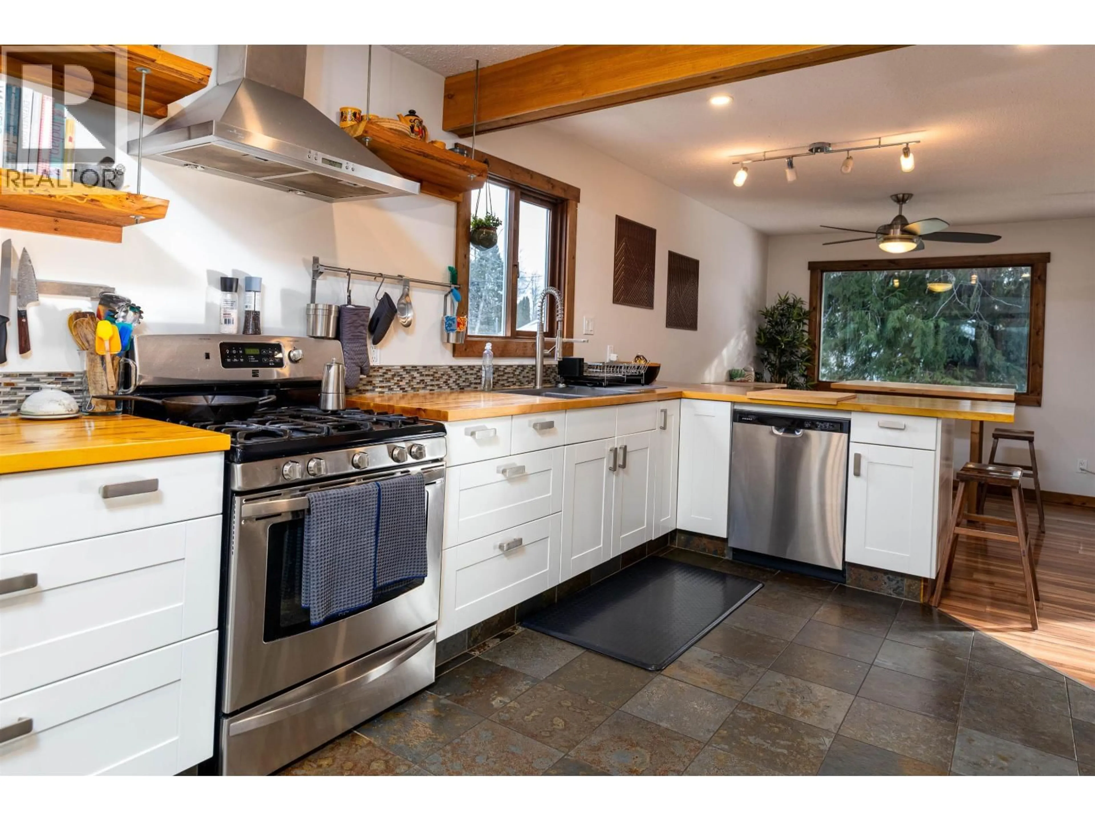 Open concept kitchen, unknown for 2217 EVERGREEN STREET, Terrace British Columbia V8G4S6