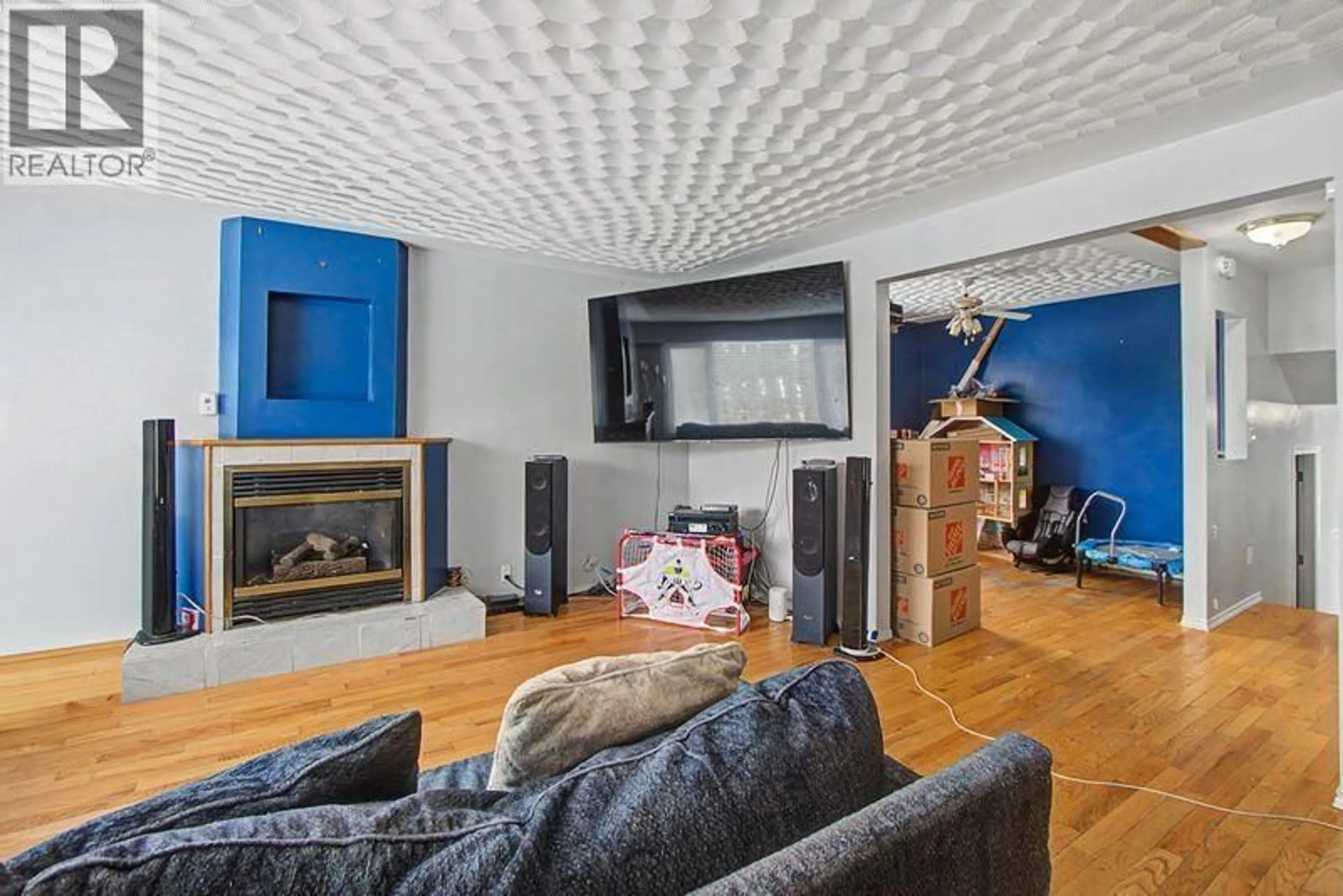 Living room with furniture, unknown for 2765 POLARIS ROAD, Prince George British Columbia V2N5L3