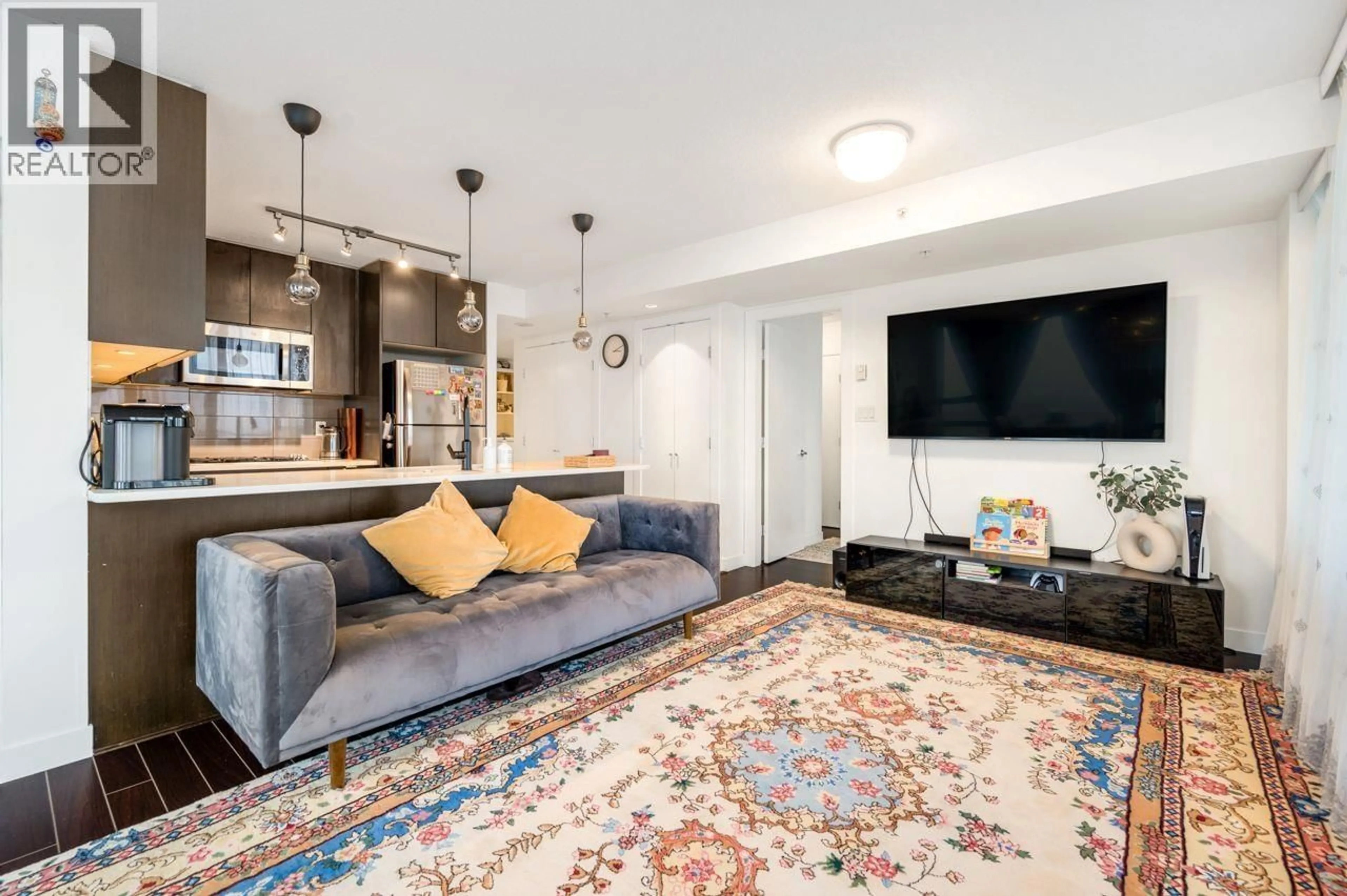 Living room with furniture, unknown for 2503 - 7328 ARCOLA STREET, Burnaby British Columbia V5E0A7