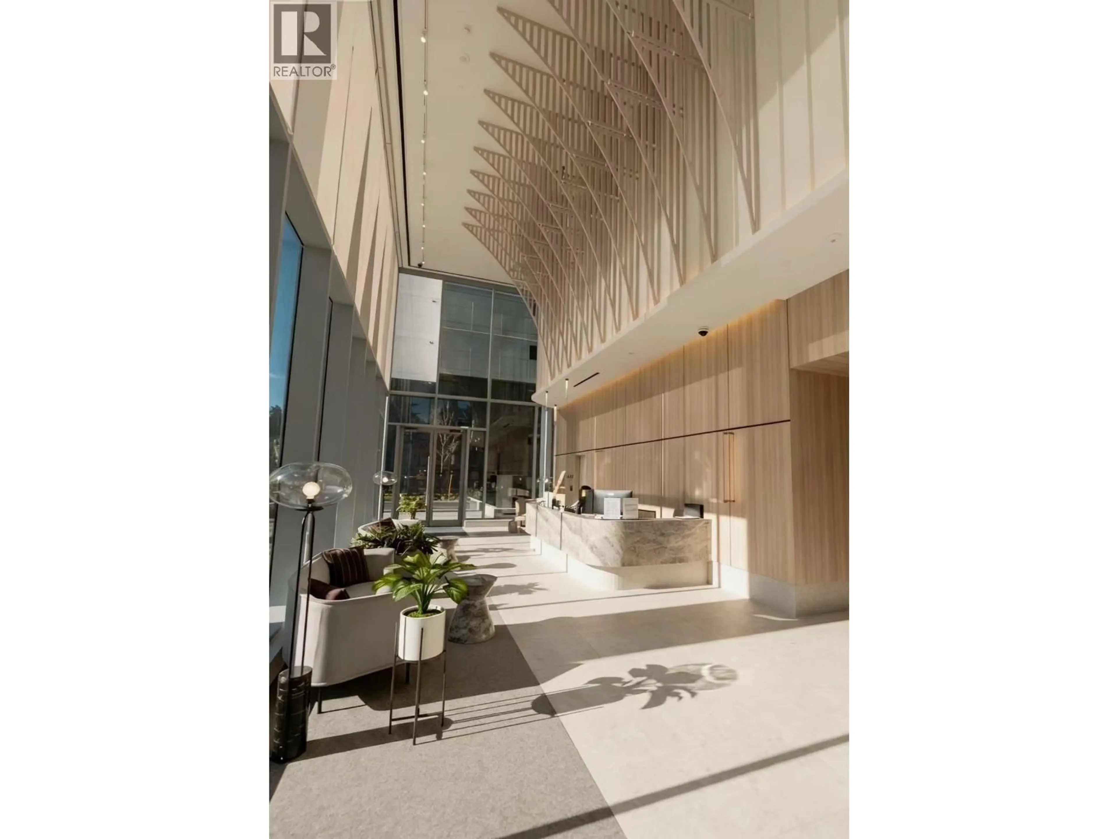 Indoor foyer for 2502 - 6087 WILSON AVENUE, Burnaby British Columbia V5H2R5