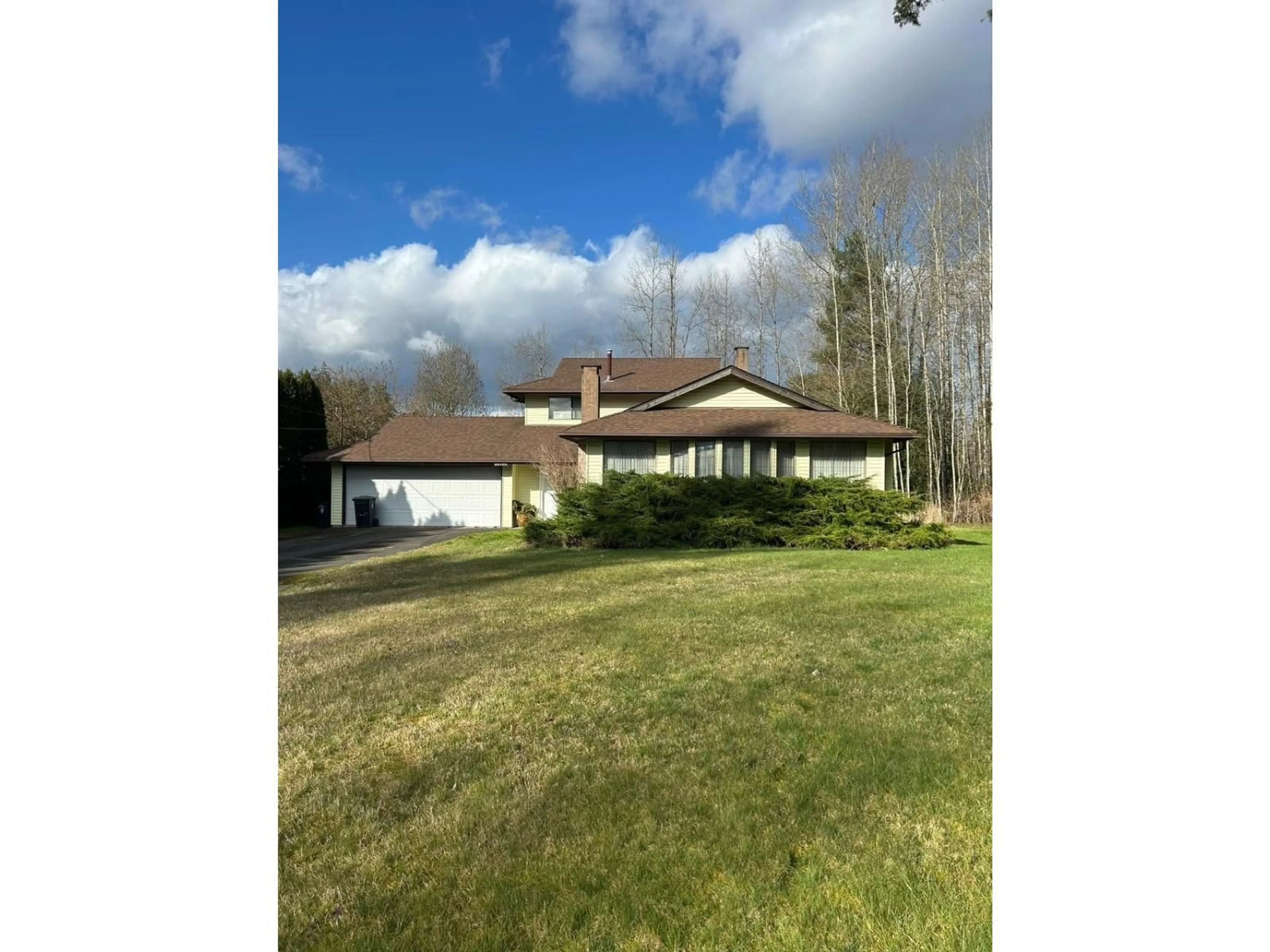 A pic from outside/outdoor area/front of a property/back of a property/a pic from drone, unknown for 24765 50 AVENUE, Langley British Columbia V2Z1E4