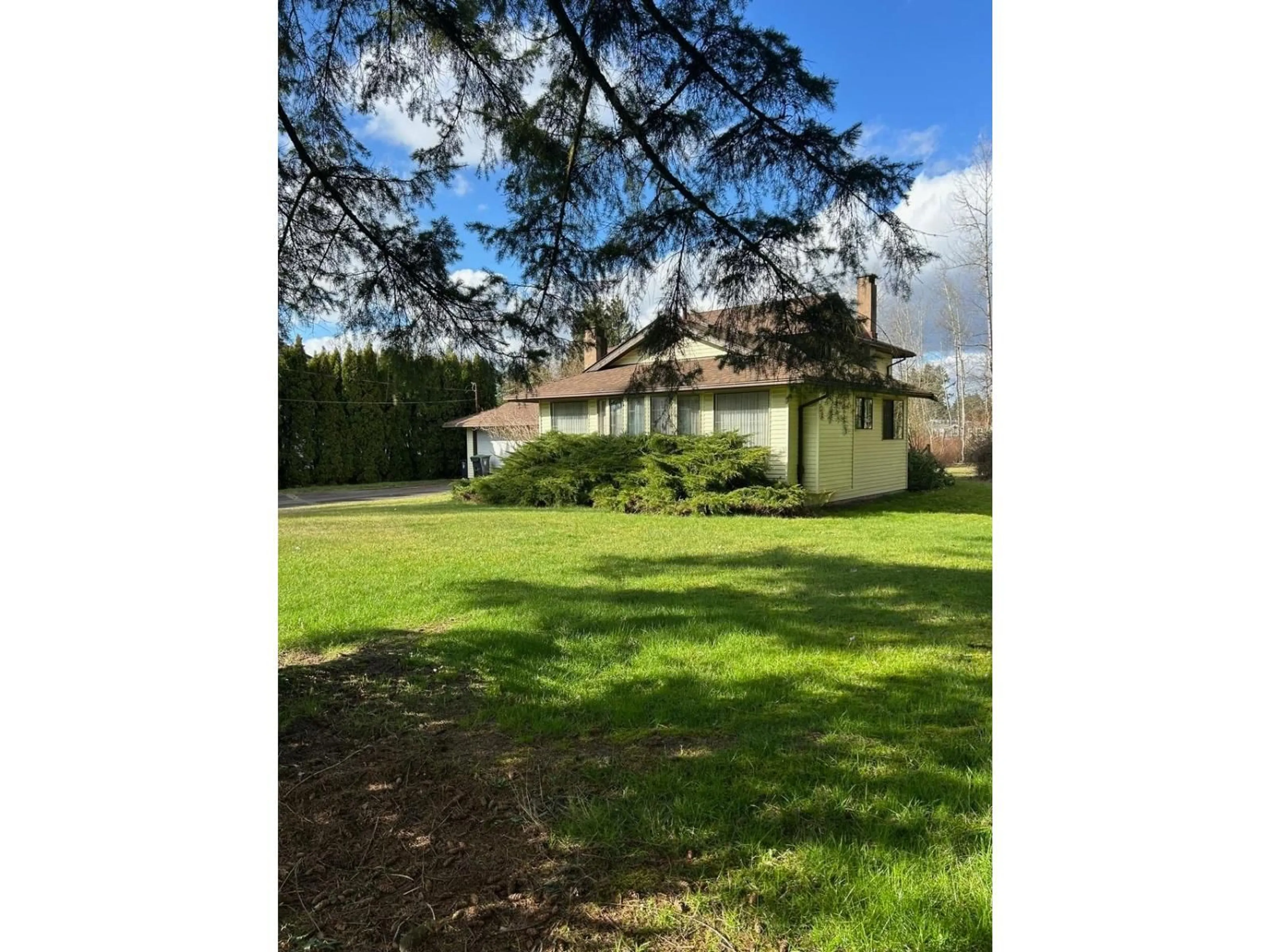 A pic from outside/outdoor area/front of a property/back of a property/a pic from drone, unknown for 24765 50 AVENUE, Langley British Columbia V2Z1E4