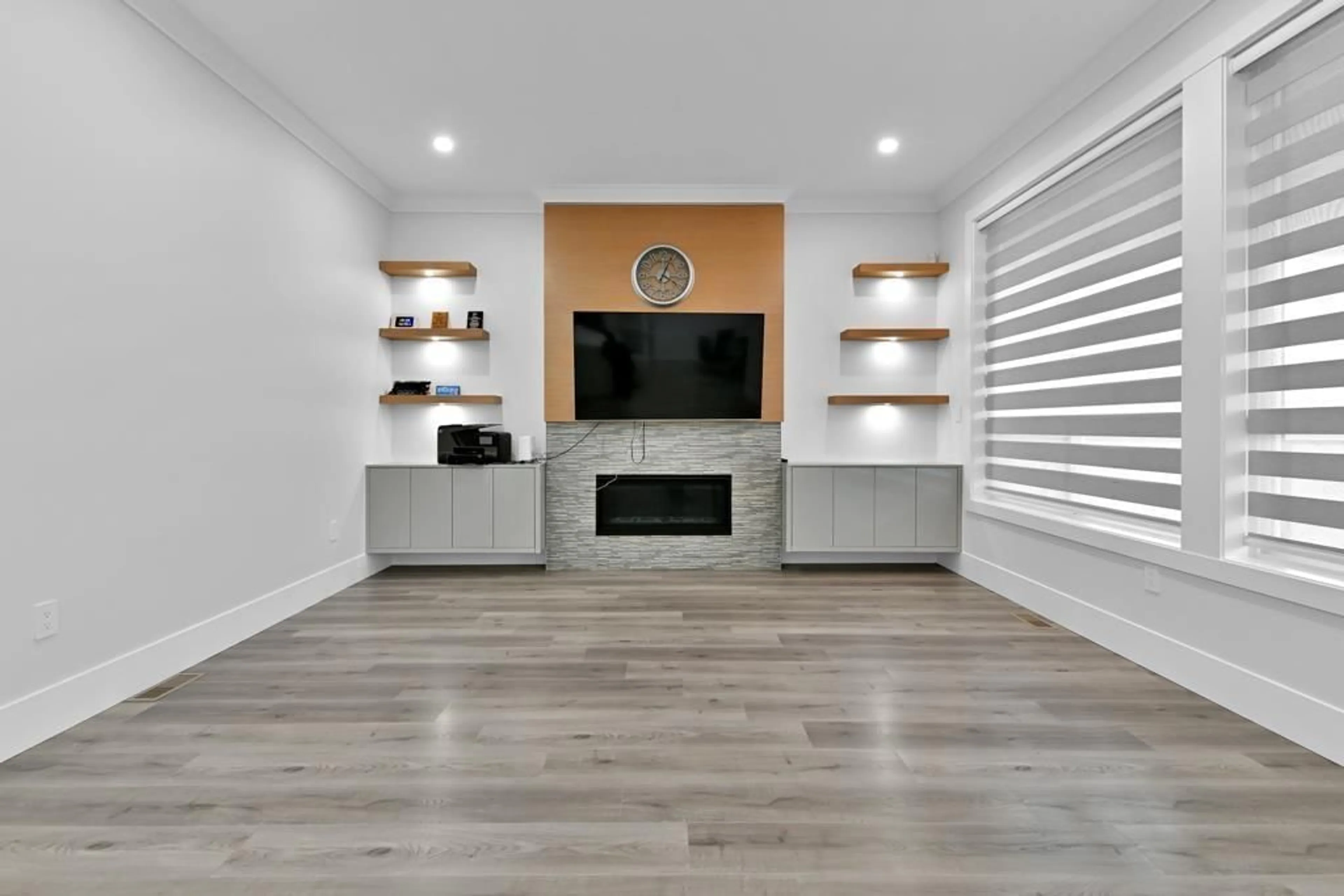 Unknown for 31063 DEERTRAIL DRIVE NORTH, Abbotsford British Columbia V2T5J5