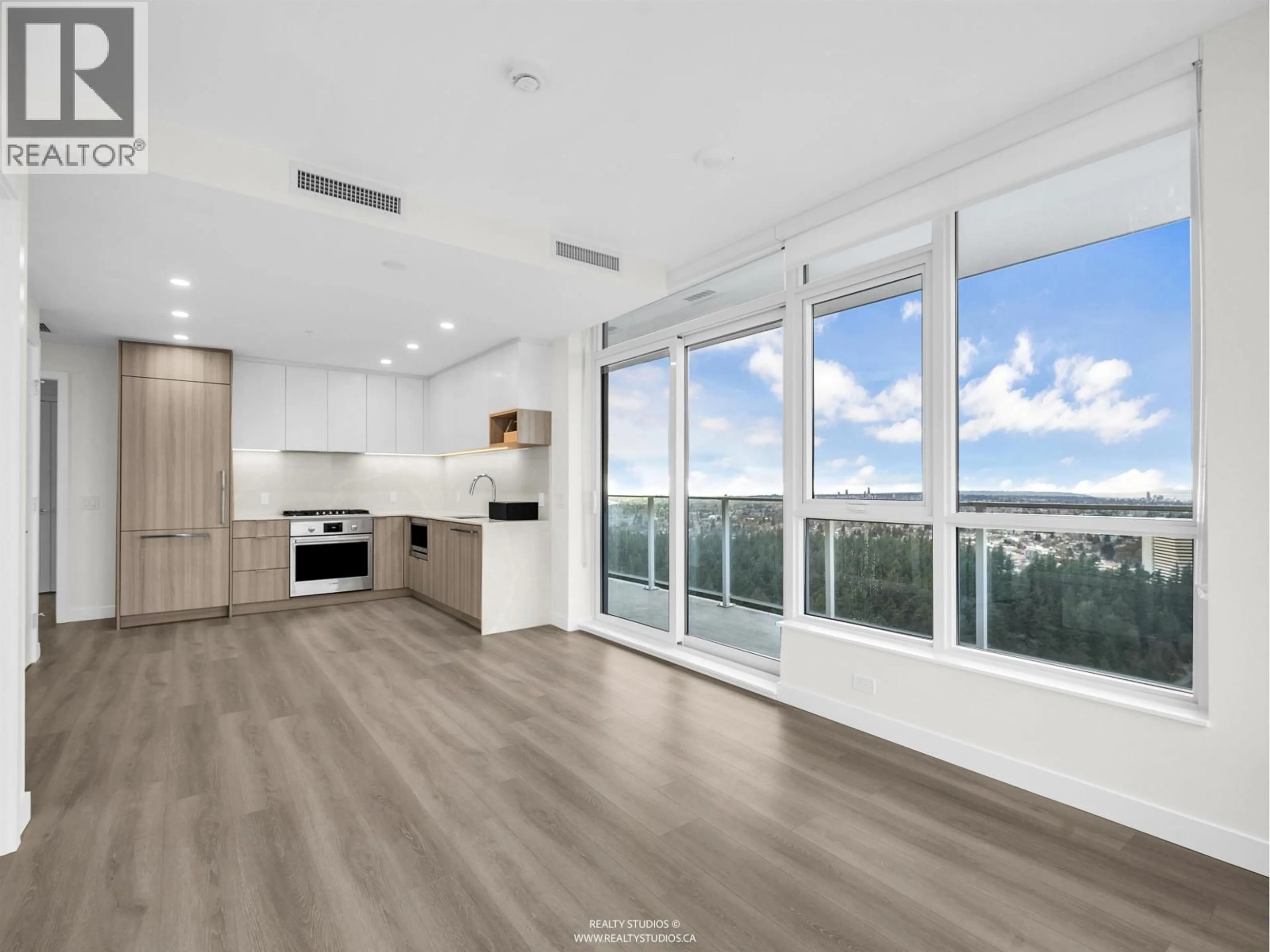 A pic of a room for 3501 - 6075 WILSON AVENUE, Burnaby British Columbia V5H2R5