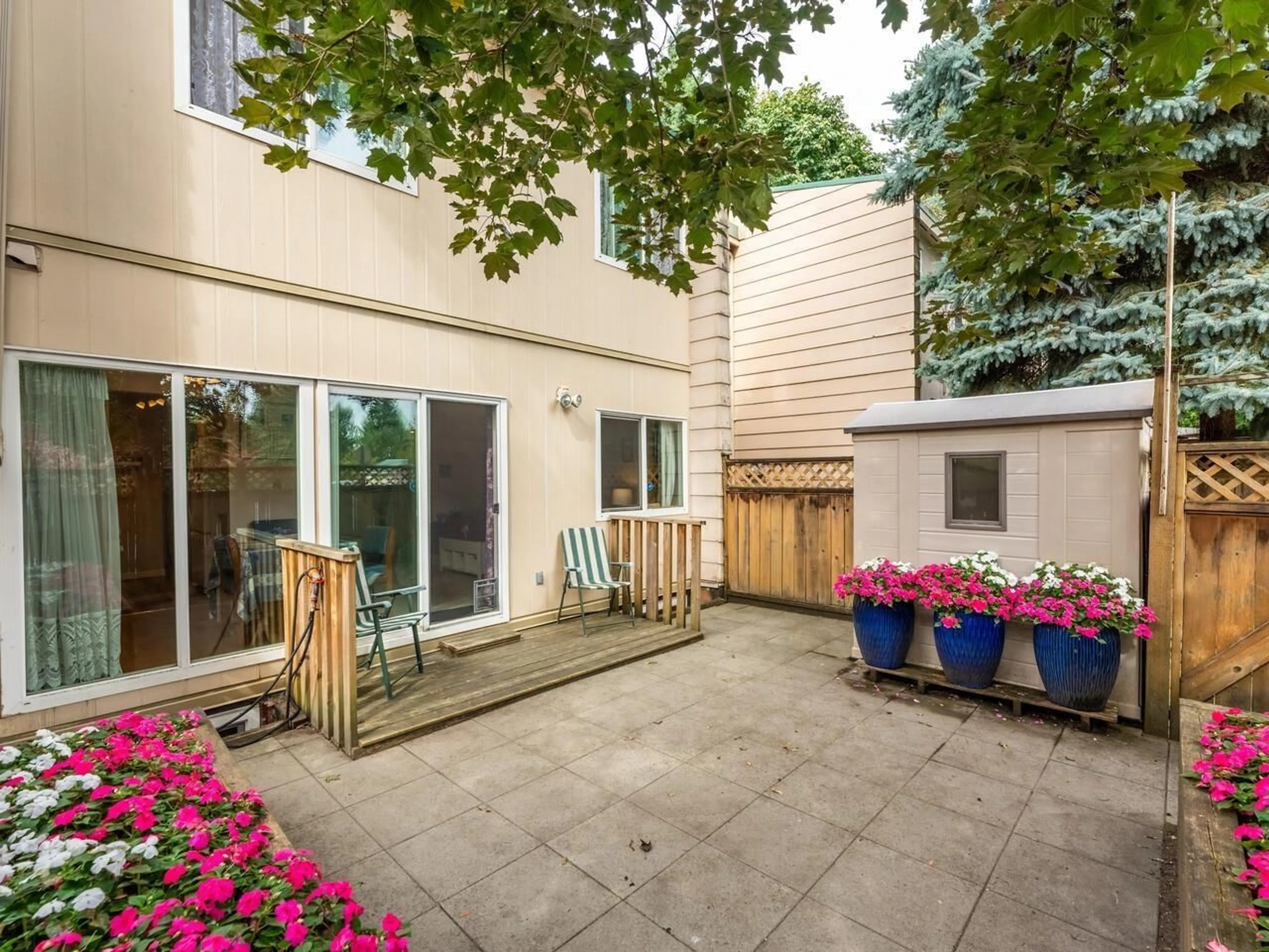 Patio, street for 5 - 10595 153 STREET, Surrey British Columbia V3R4H8