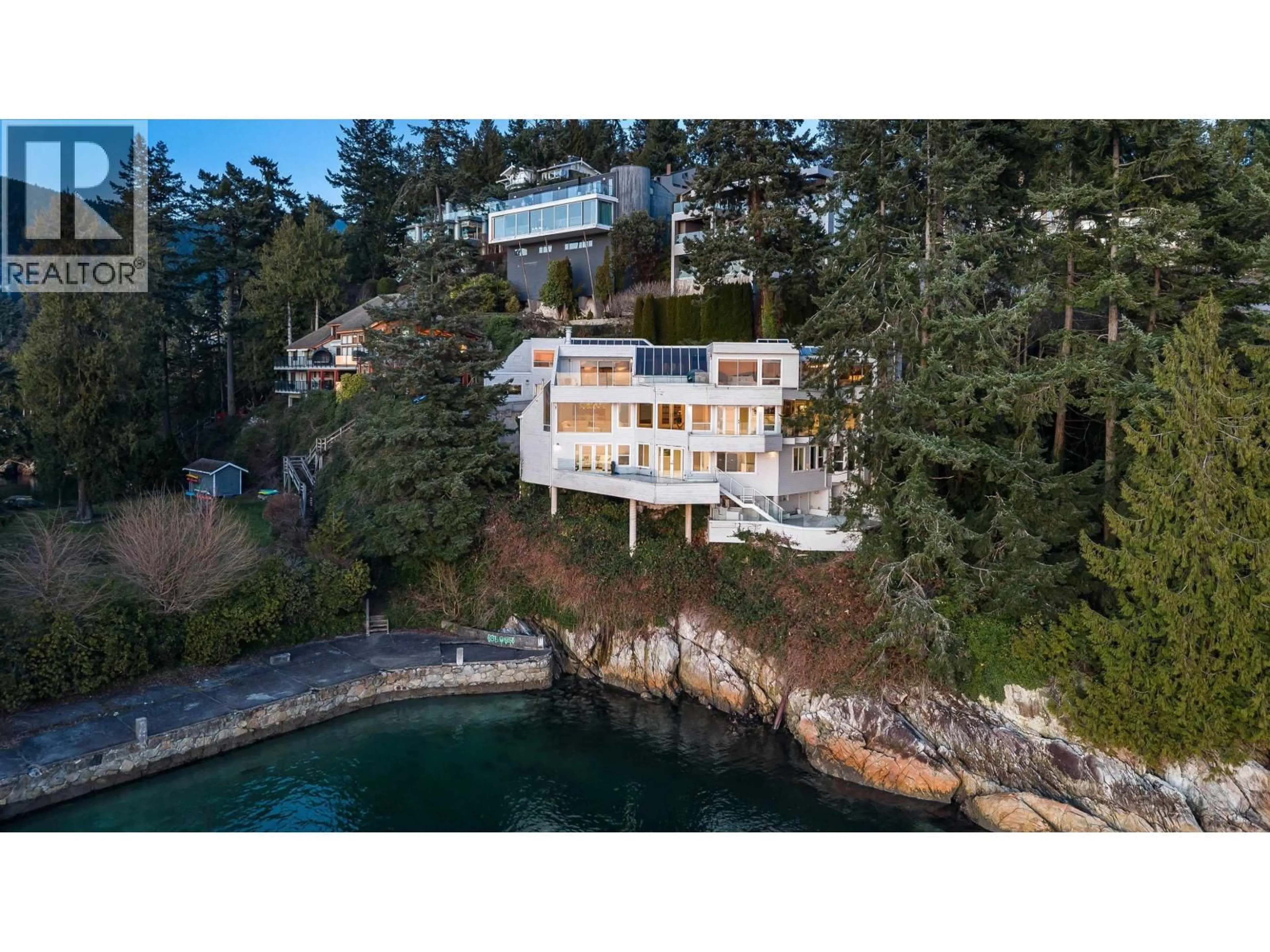 A pic from outside/outdoor area/front of a property/back of a property/a pic from drone, water/lake/river/ocean view for 5530 PARTHENON PLACE, West Vancouver British Columbia V7W2V7