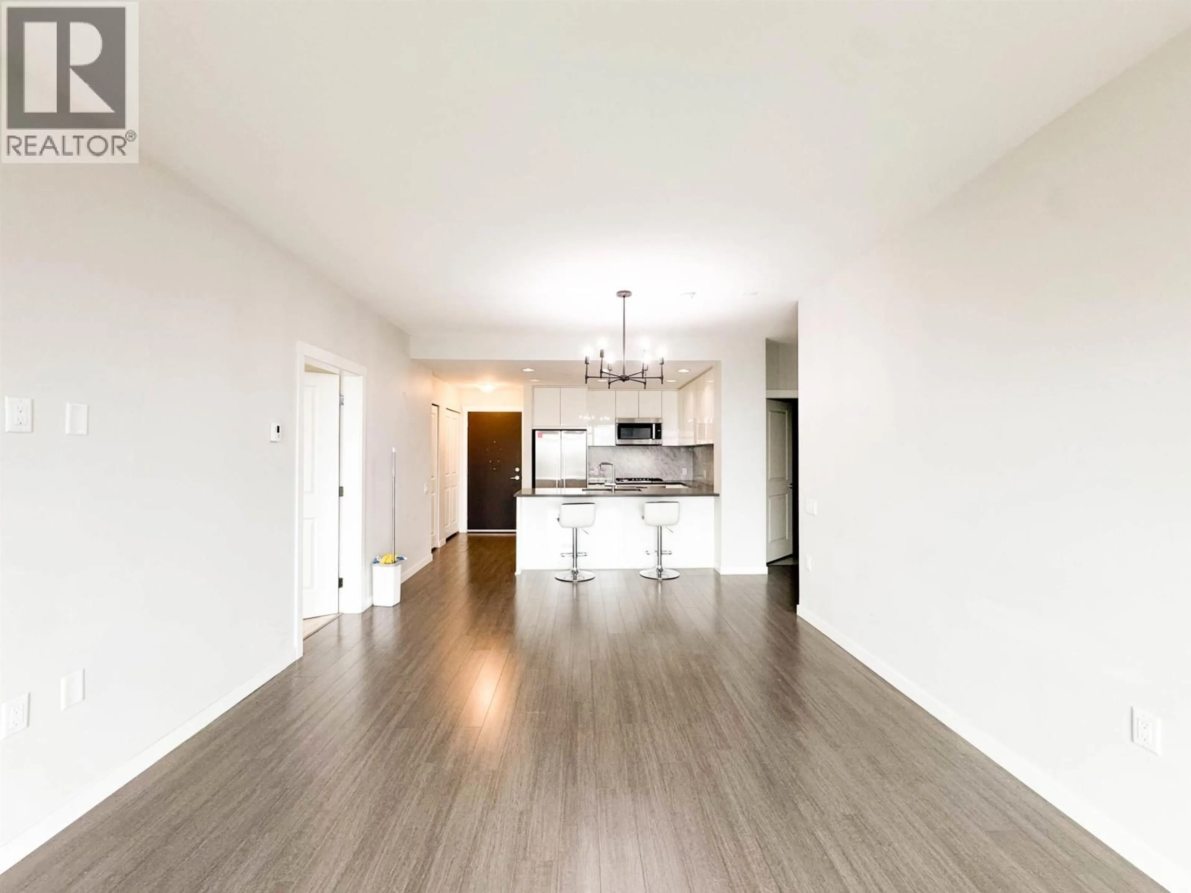 A pic of a room for 404 - 3289 RIVERWALK AVENUE, Vancouver British Columbia V5S0G2
