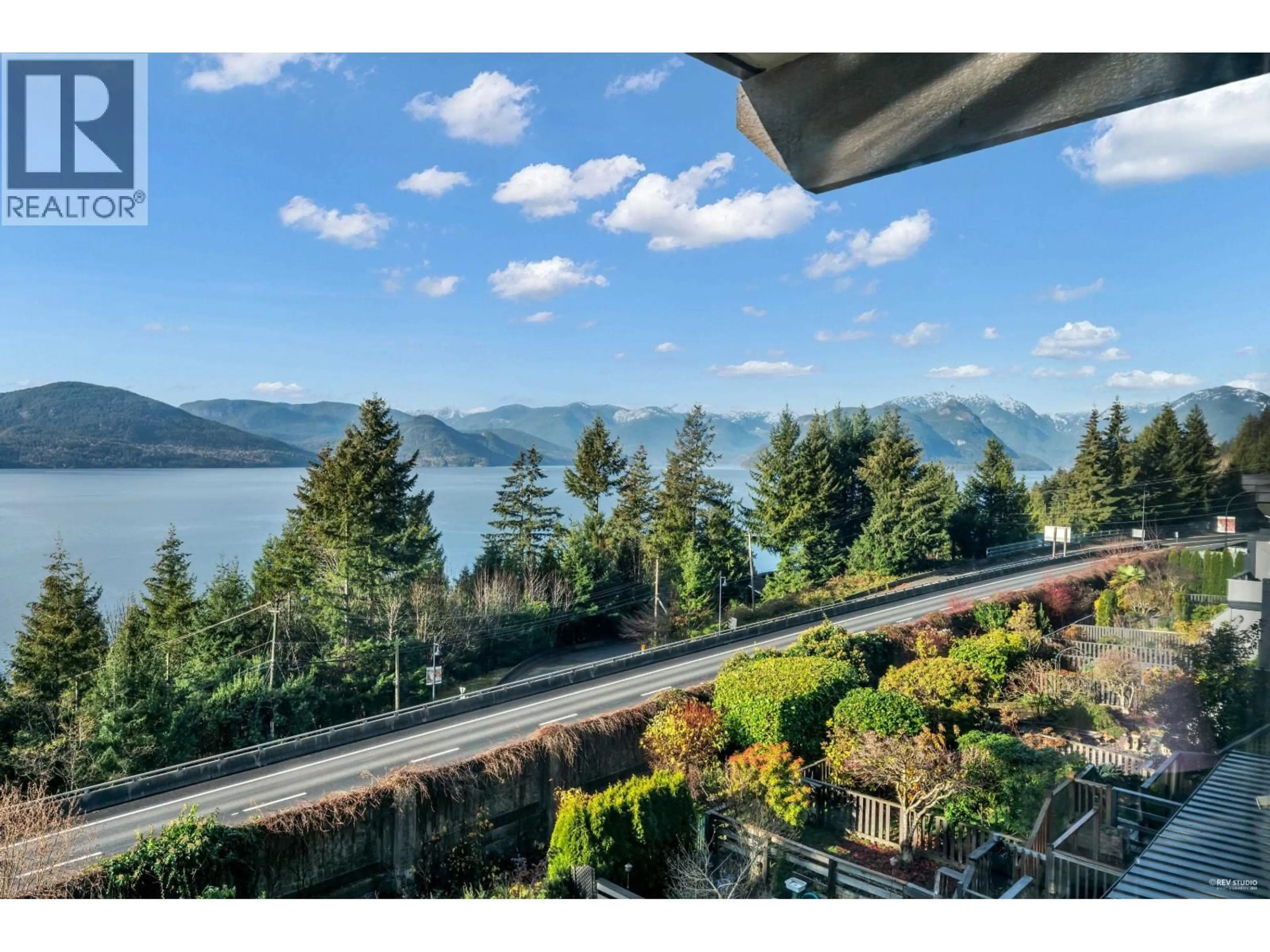 Unknown for 432 CROSSCREEK ROAD, Lions Bay British Columbia V0V0V0