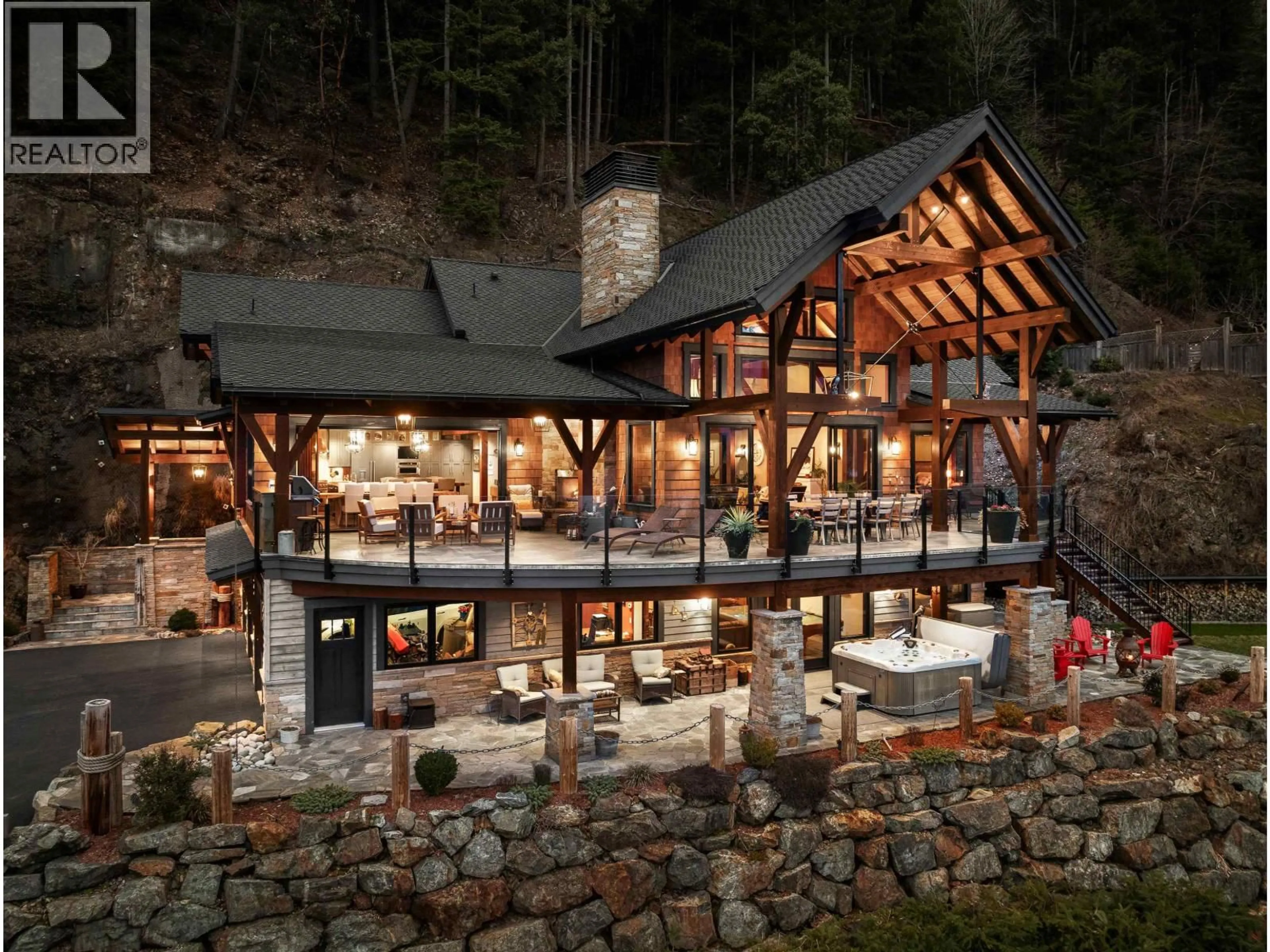 Rustic kitchen, unknown for 800 TAYLOR ROAD, Bowen Island British Columbia V0N1G1