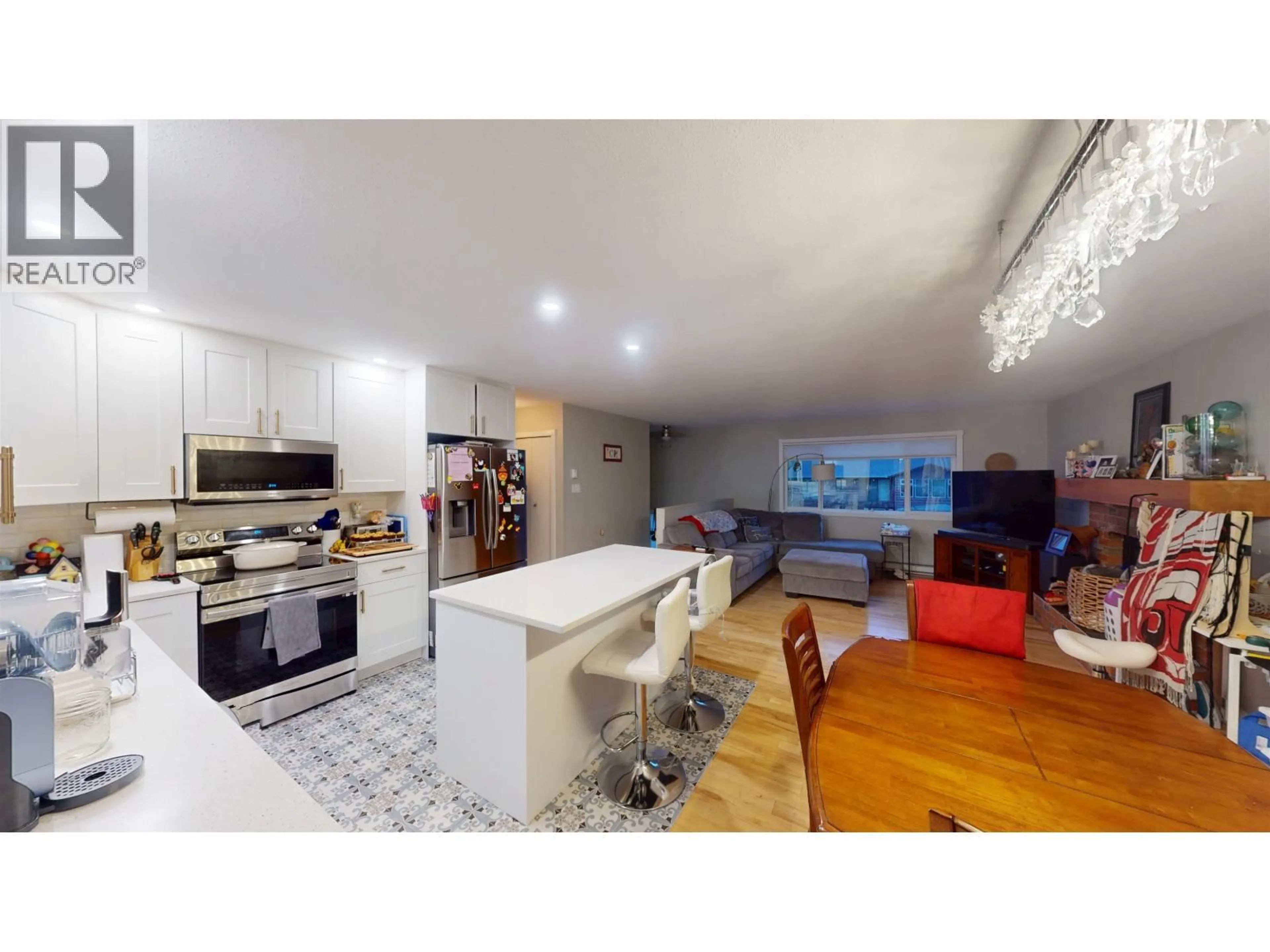 Open concept kitchen, unknown for 156 GULL CRESCENT, Prince Rupert British Columbia V8J4G5