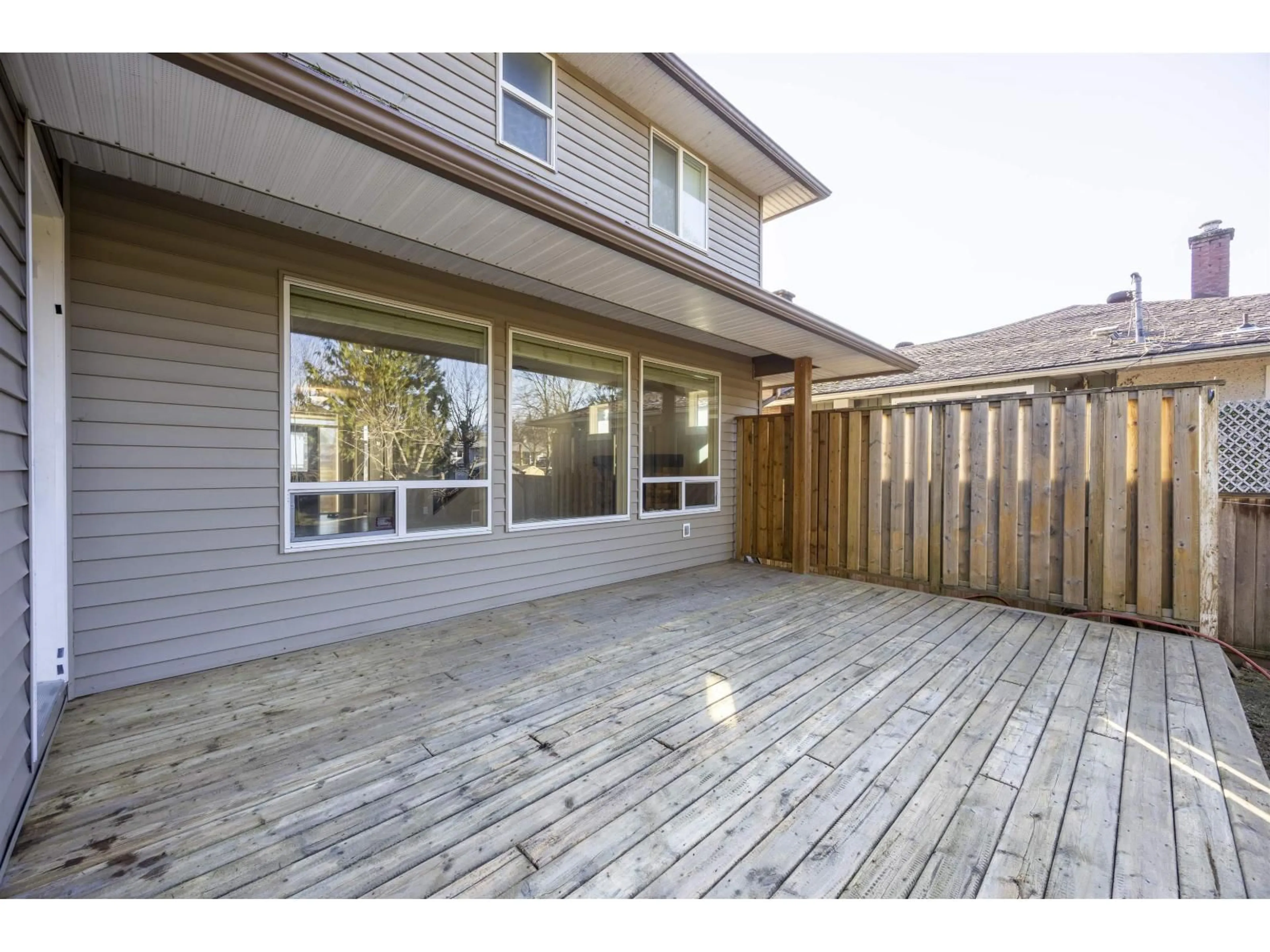 Patio, unknown for 46075 STEVENSON ROAD, Chilliwack British Columbia V2R2G2