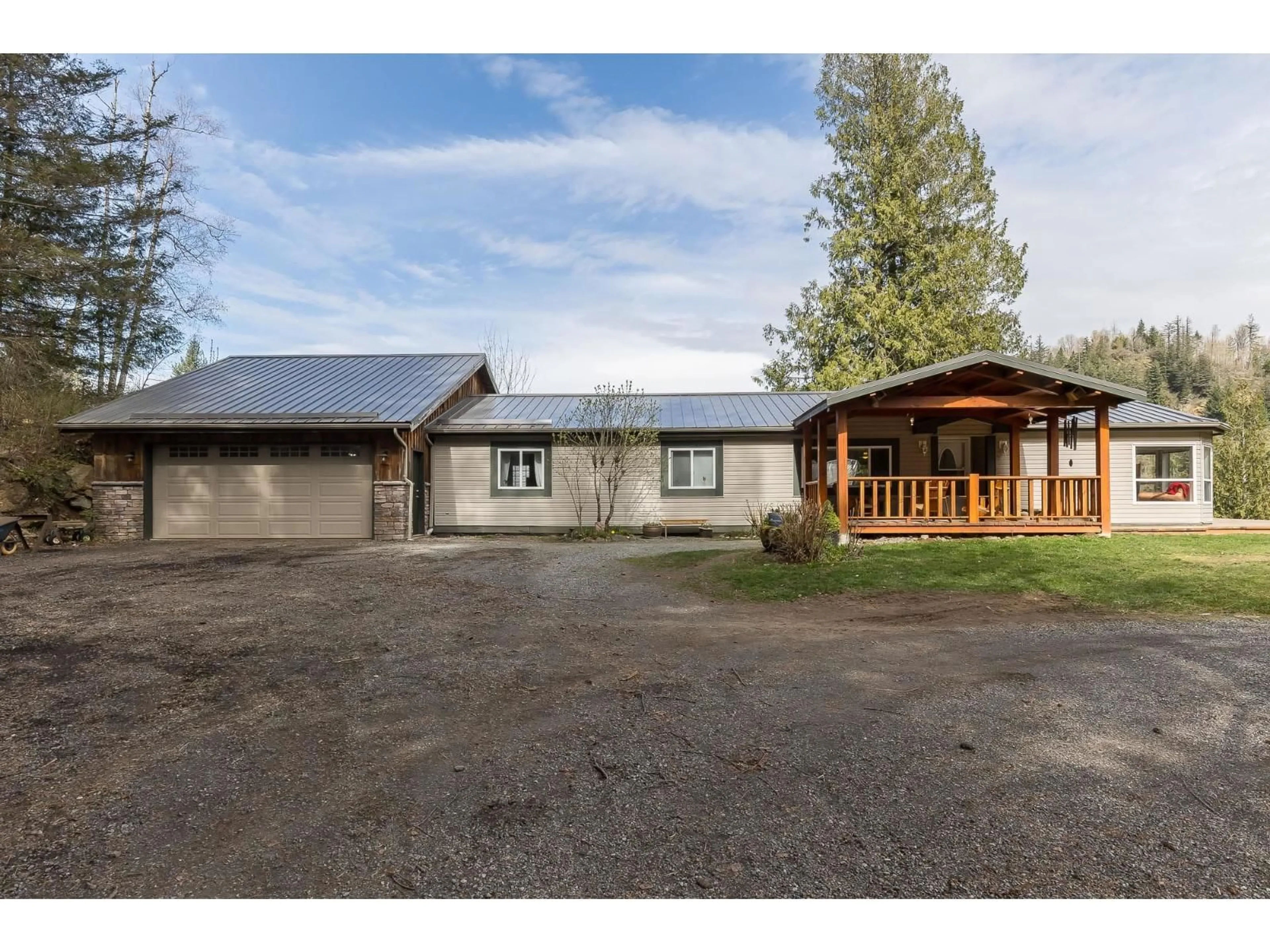 A pic from outside/outdoor area/front of a property/back of a property/a pic from drone, unknown for 48522 ELK VIEW ROAD, Chilliwack British Columbia V4Z1H1