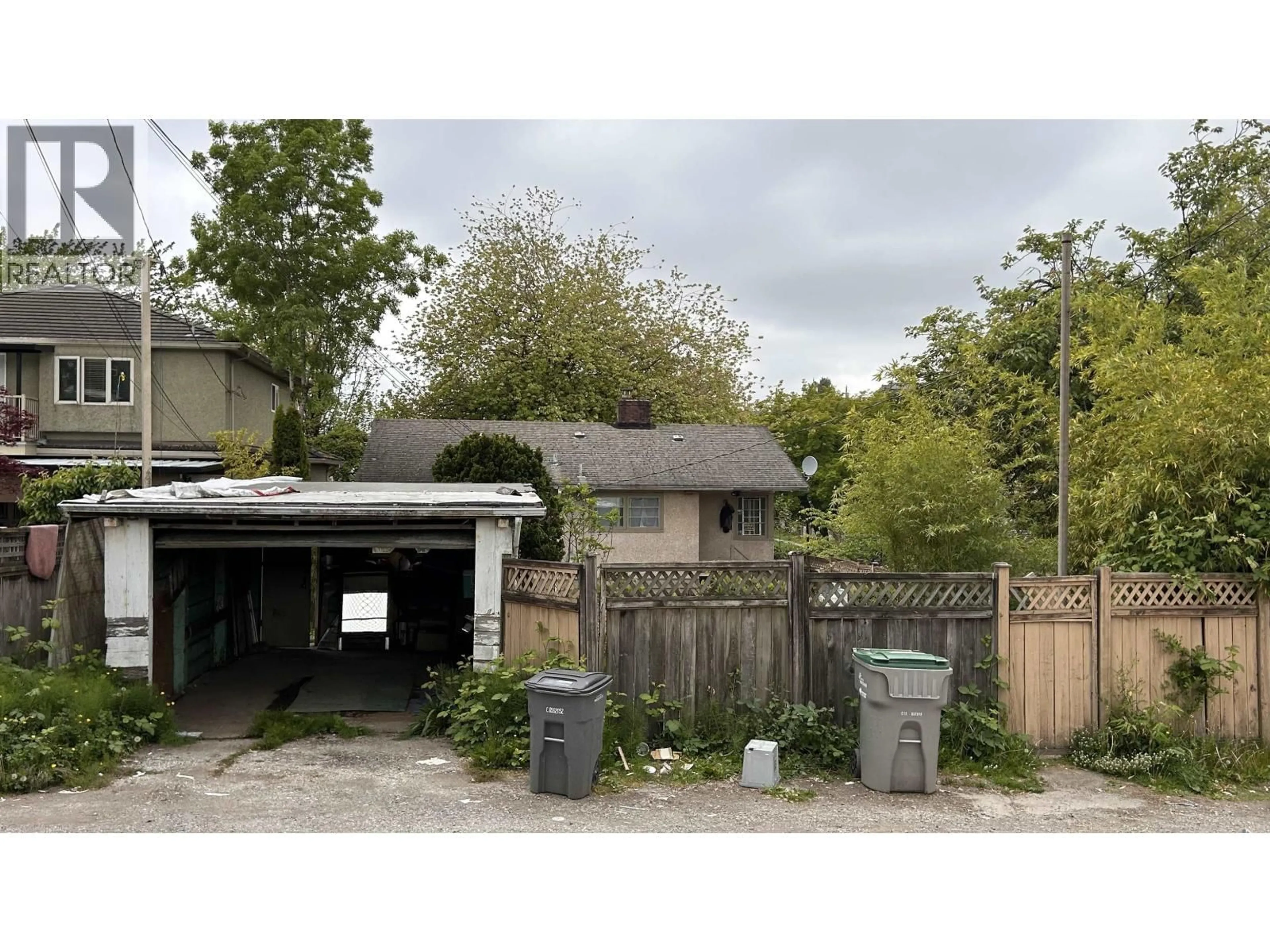 Shed for 2306 RUPERT STREET, Vancouver British Columbia V5M3T1