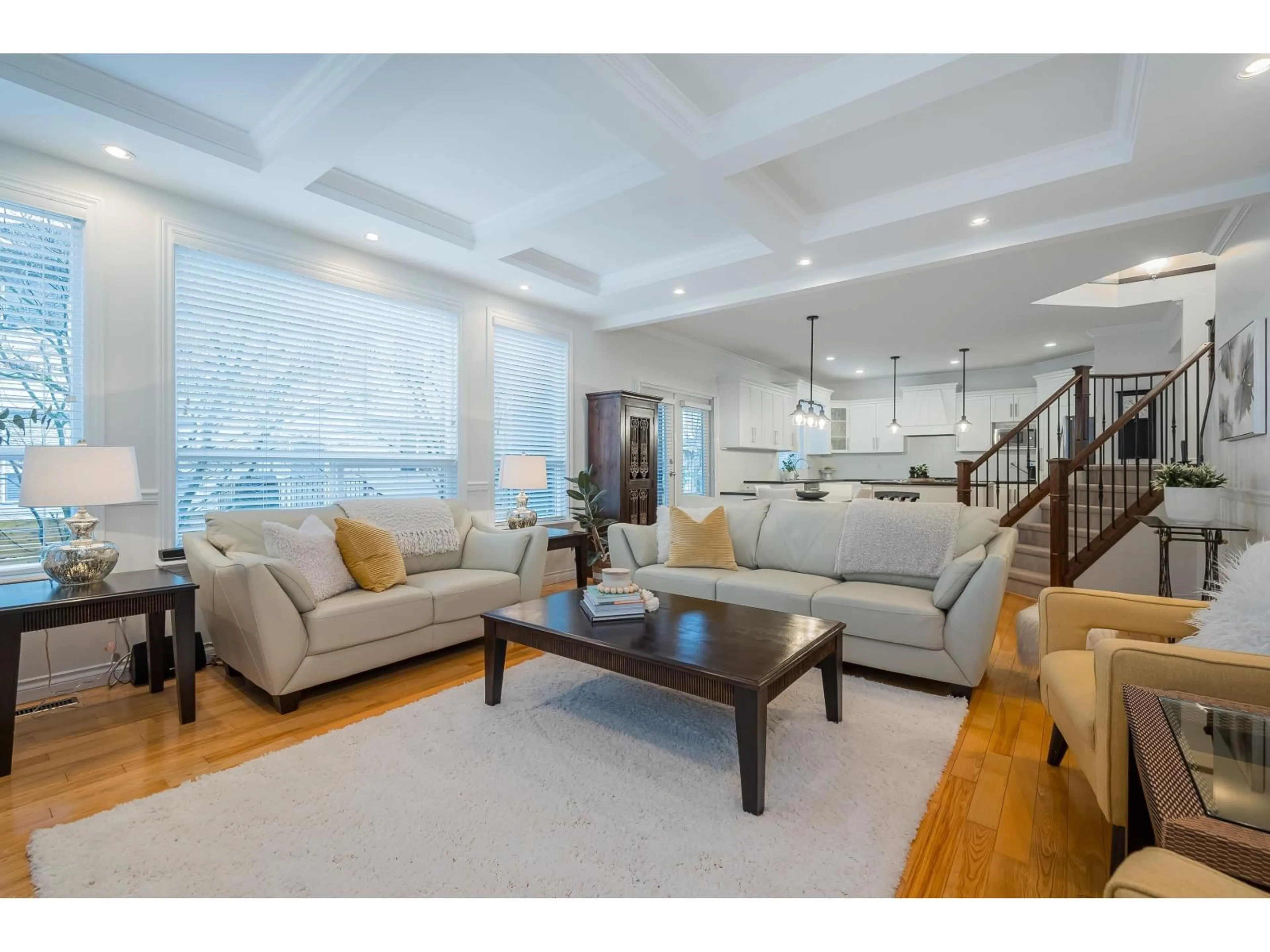 Living room with furniture, unknown for 21650 91 AVENUE, Langley British Columbia V1M4C9