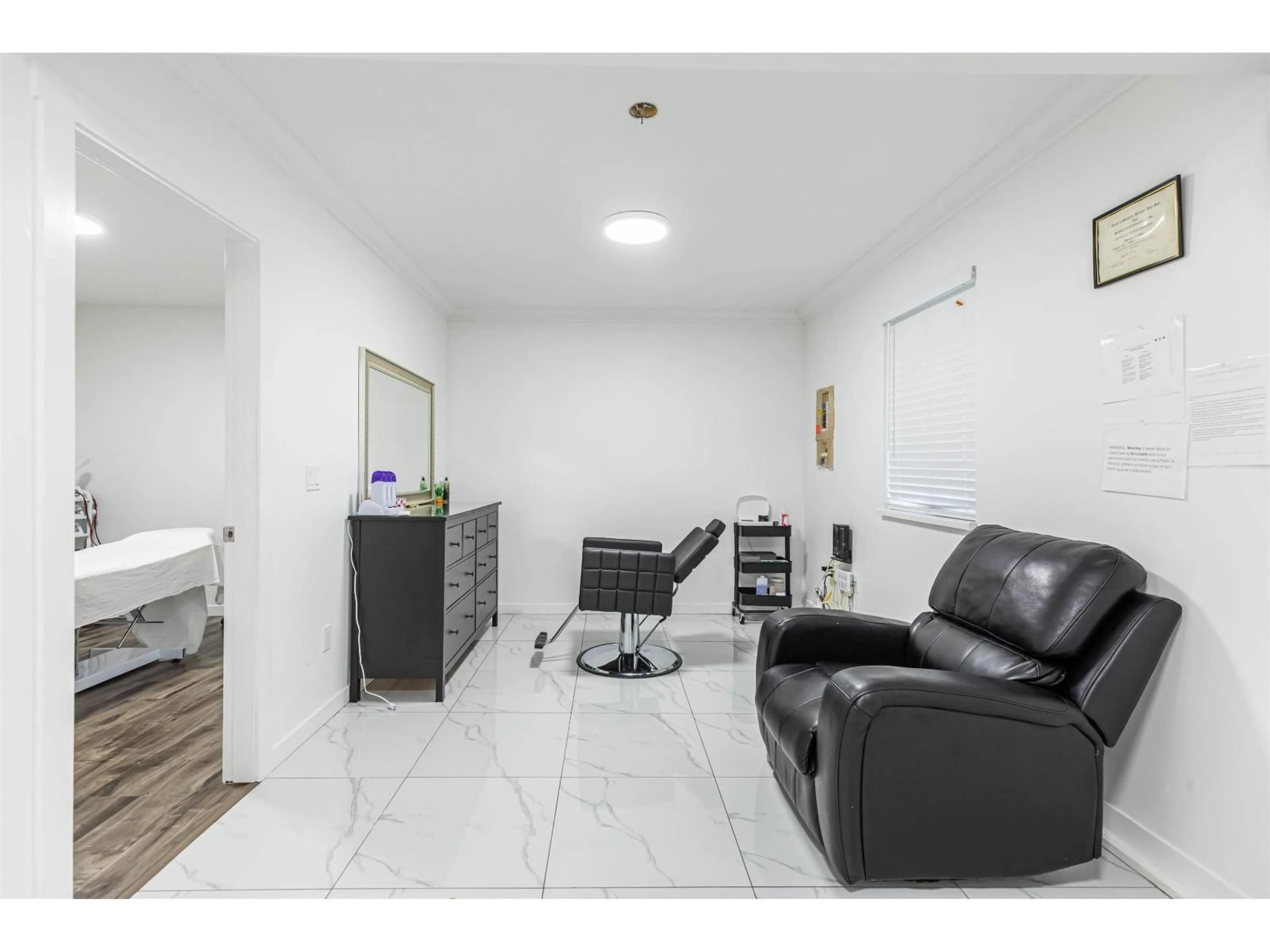 A pic of a room for 14312 69A AVENUE, Surrey British Columbia V3W0E2