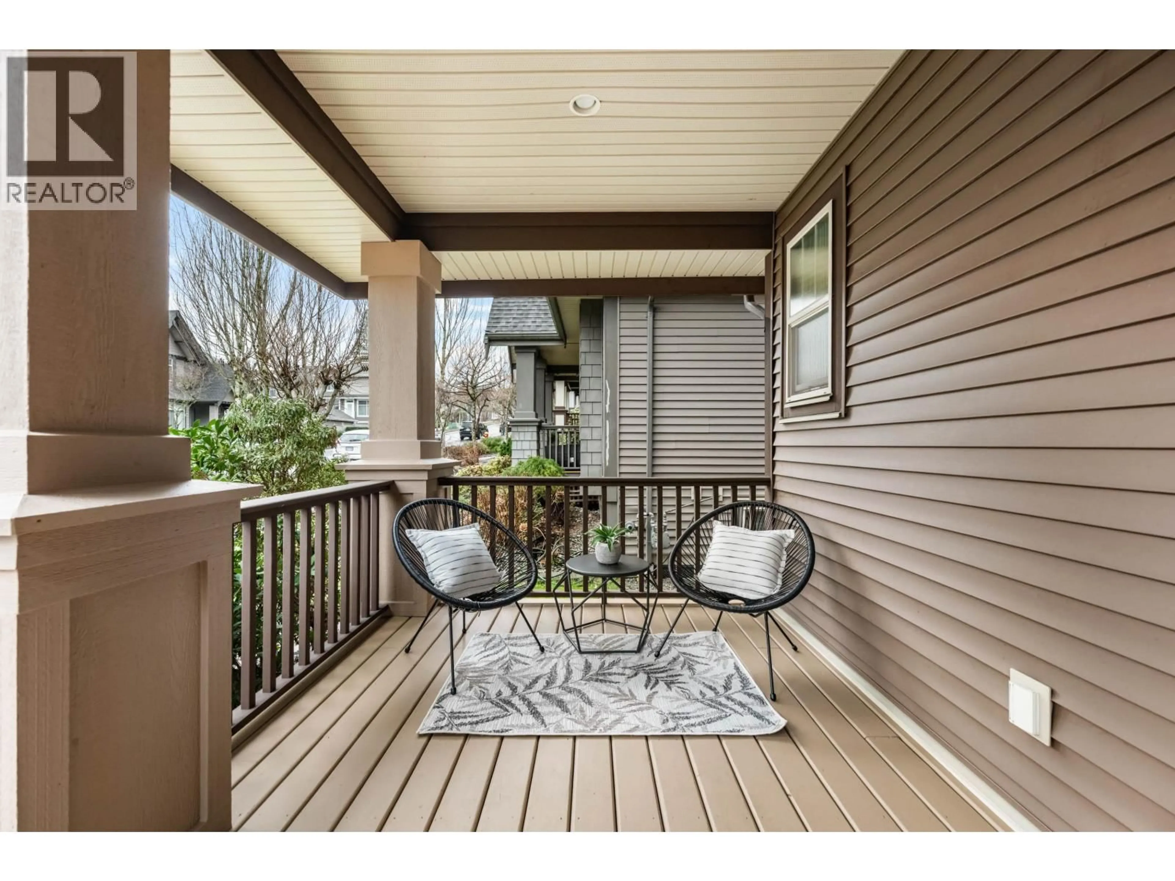 Patio, street for 1383 TRAFALGAR STREET, Coquitlam British Columbia V3E0E9
