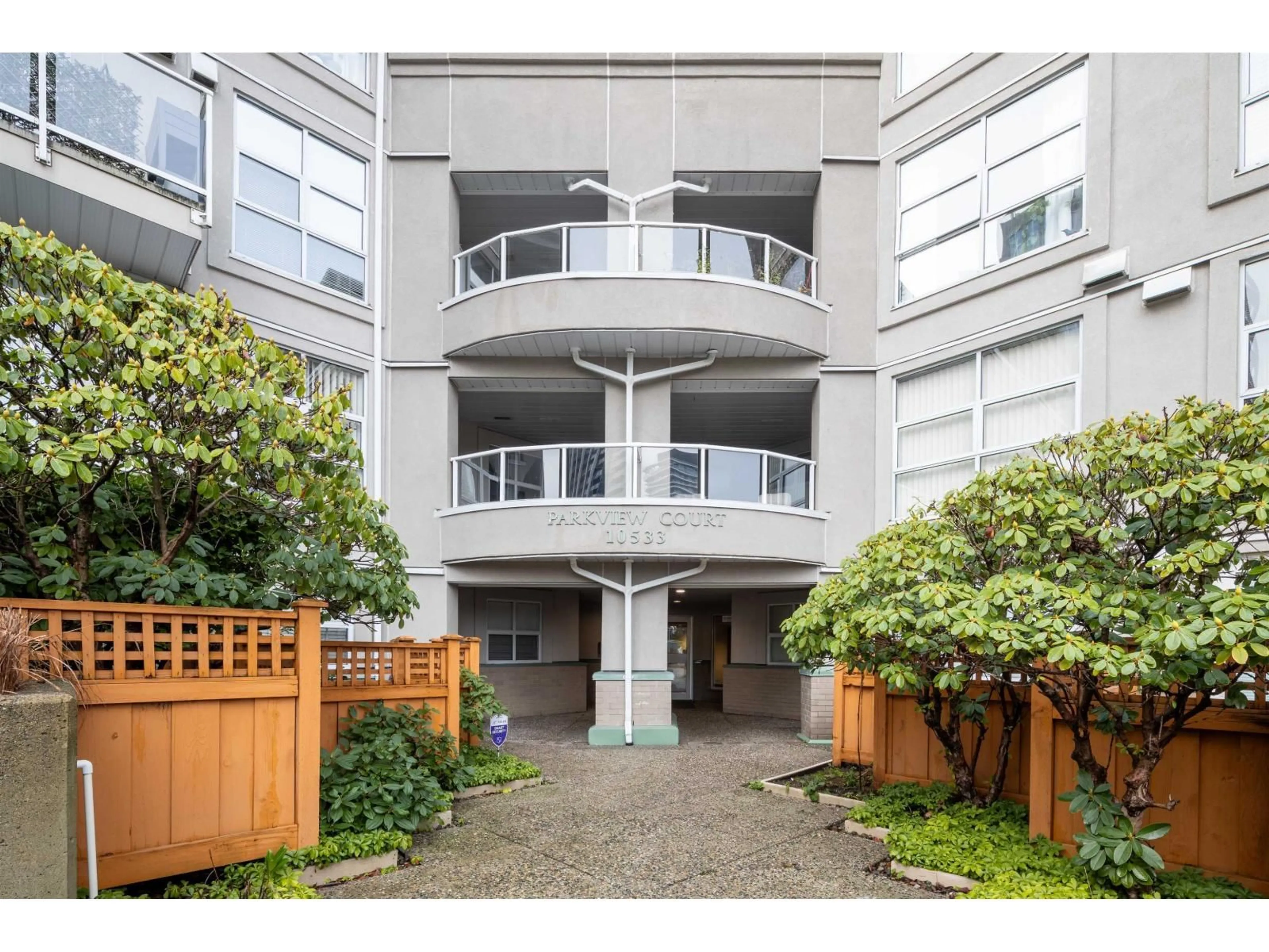 Unknown for 313 - 10533 UNIVERSITY DRIVE, Surrey British Columbia V3T5T7