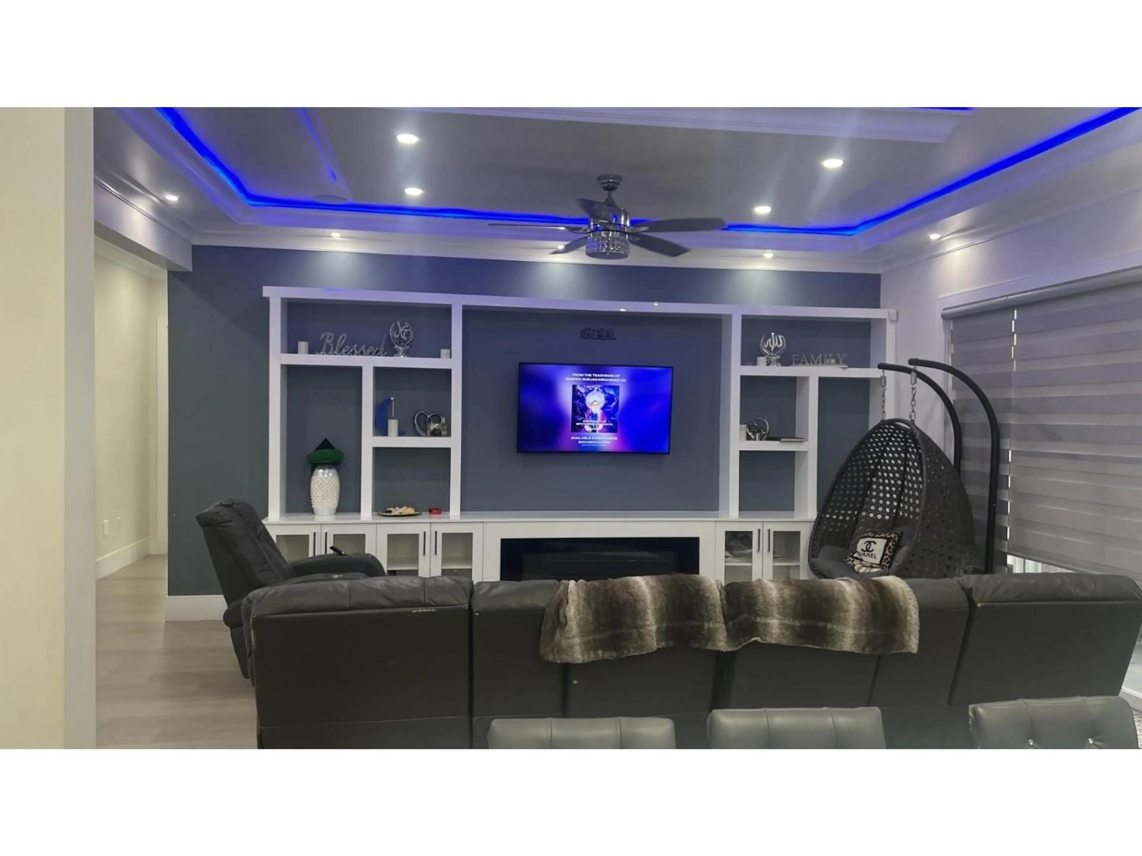 Home theater for 19723 31A AVENUE, Langley British Columbia V2Z0B2