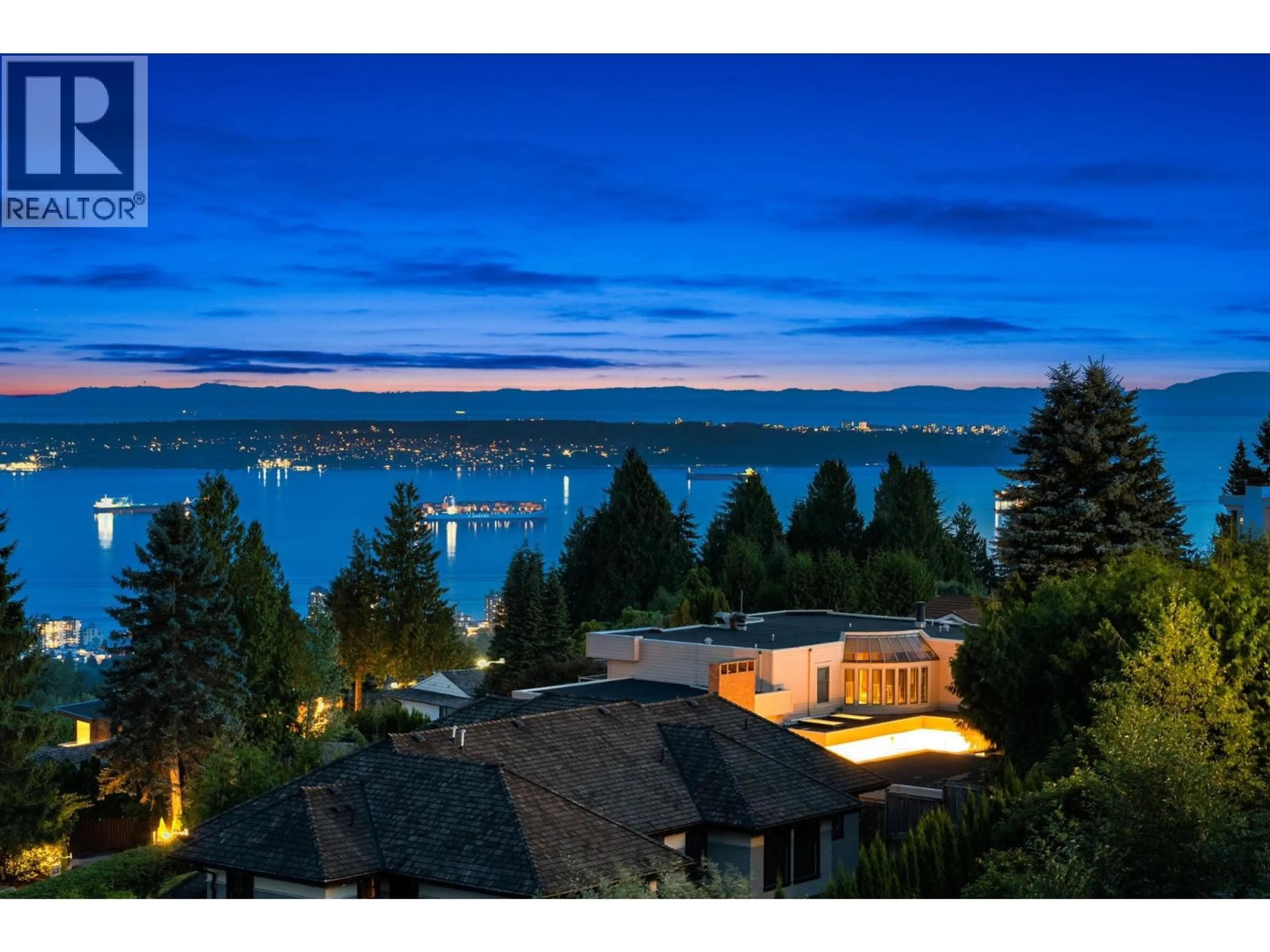 A pic from outside/outdoor area/front of a property/back of a property/a pic from drone, water/lake/river/ocean view for 1424 SANDHURST PLACE, West Vancouver British Columbia V7S2P3