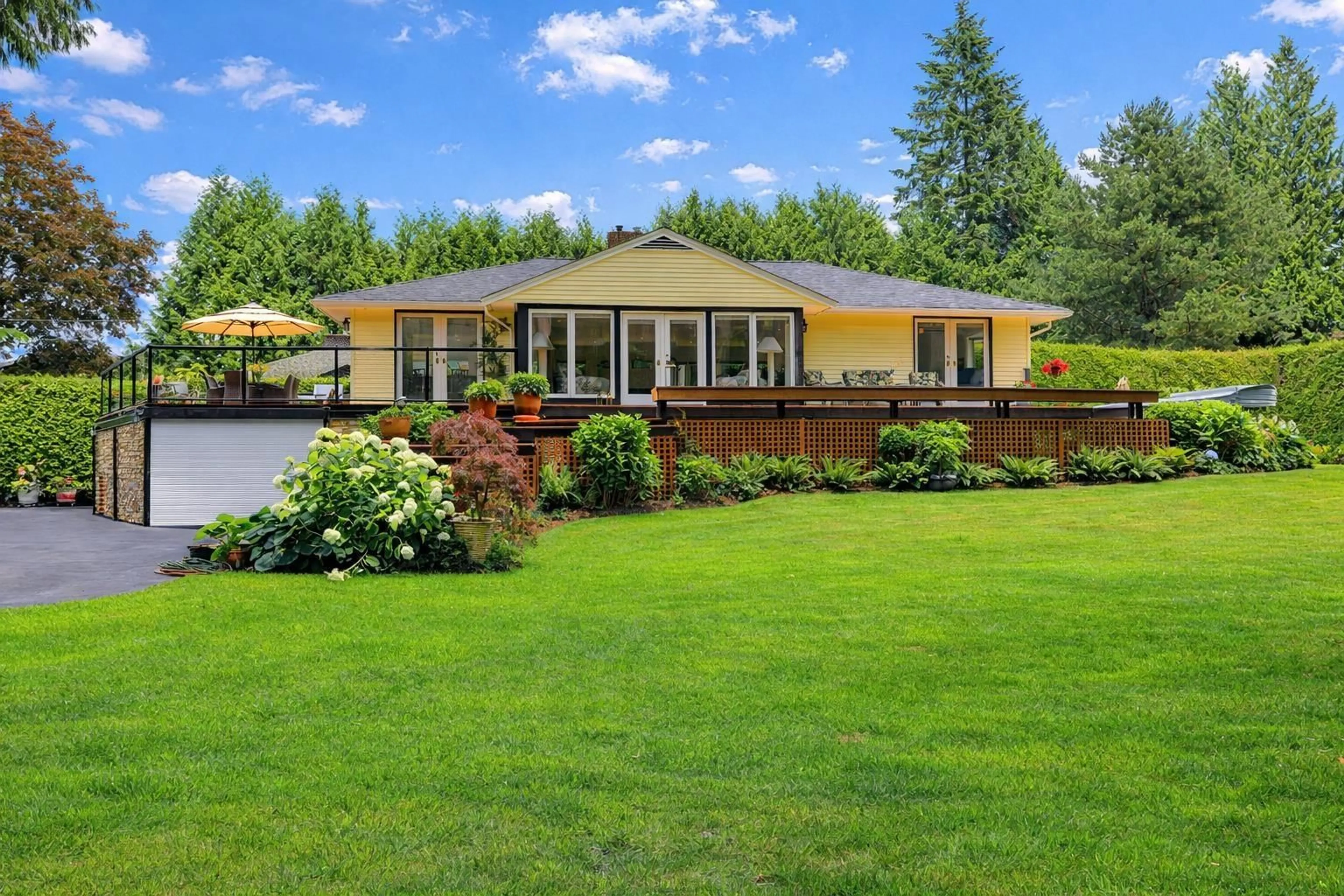 Patio, unknown for 7050 115 STREET, Delta British Columbia V4E1X6