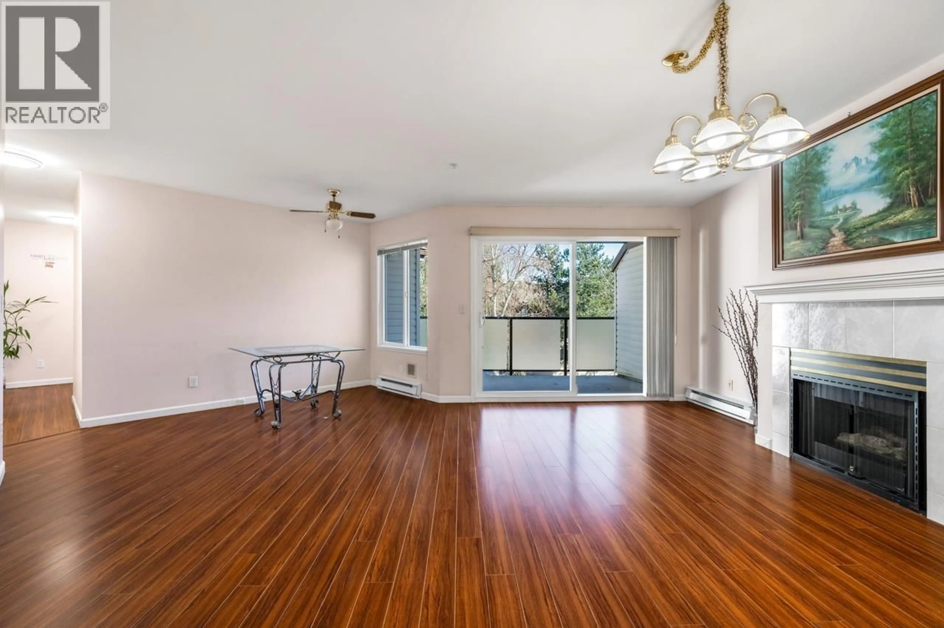 Unknown for 402 - 7139 18TH AVENUE, Burnaby British Columbia V3N4Z3