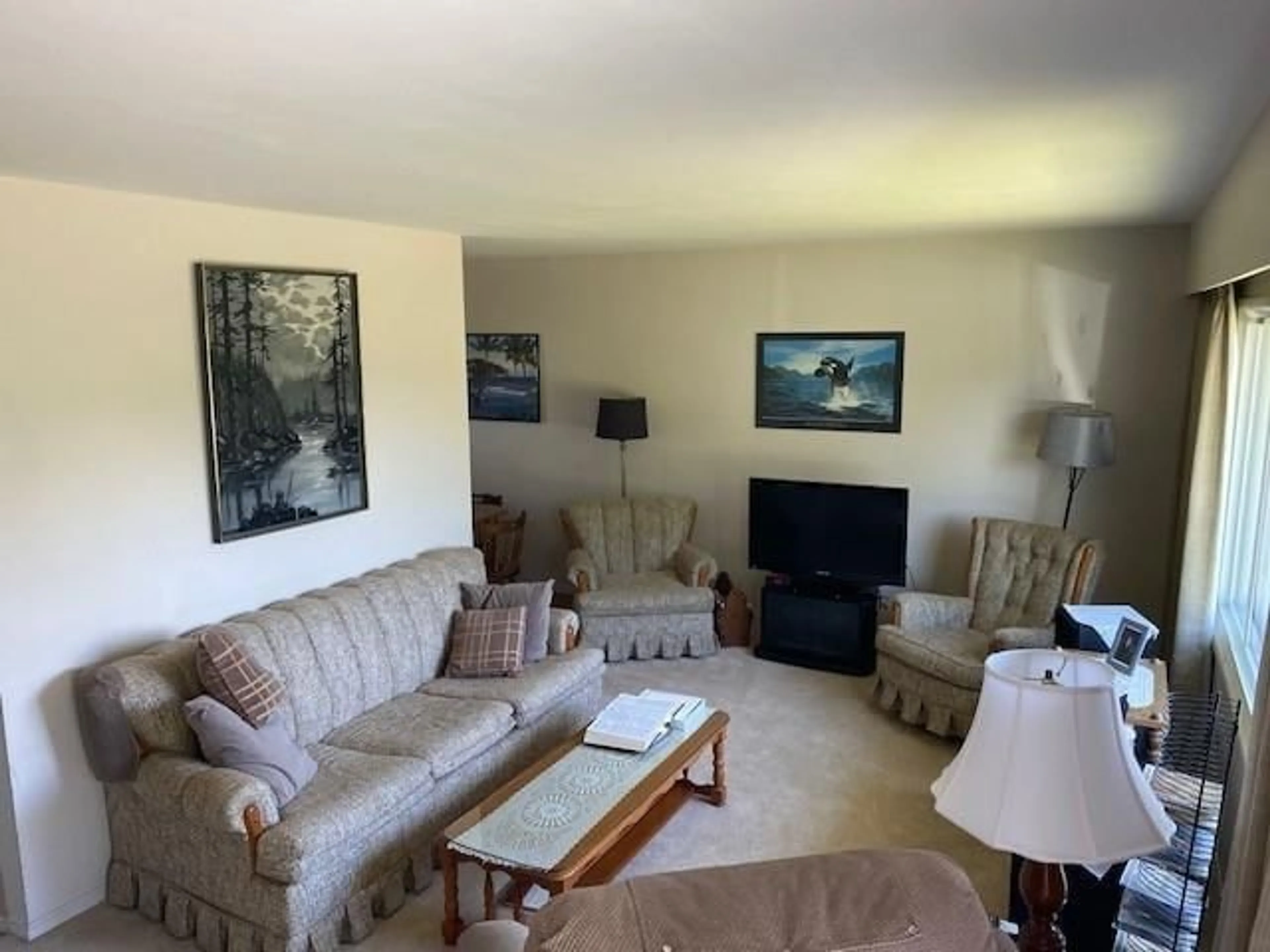 Living room with furniture, unknown for 6442 EVANS ROAD, Chilliwack British Columbia V2R1K8