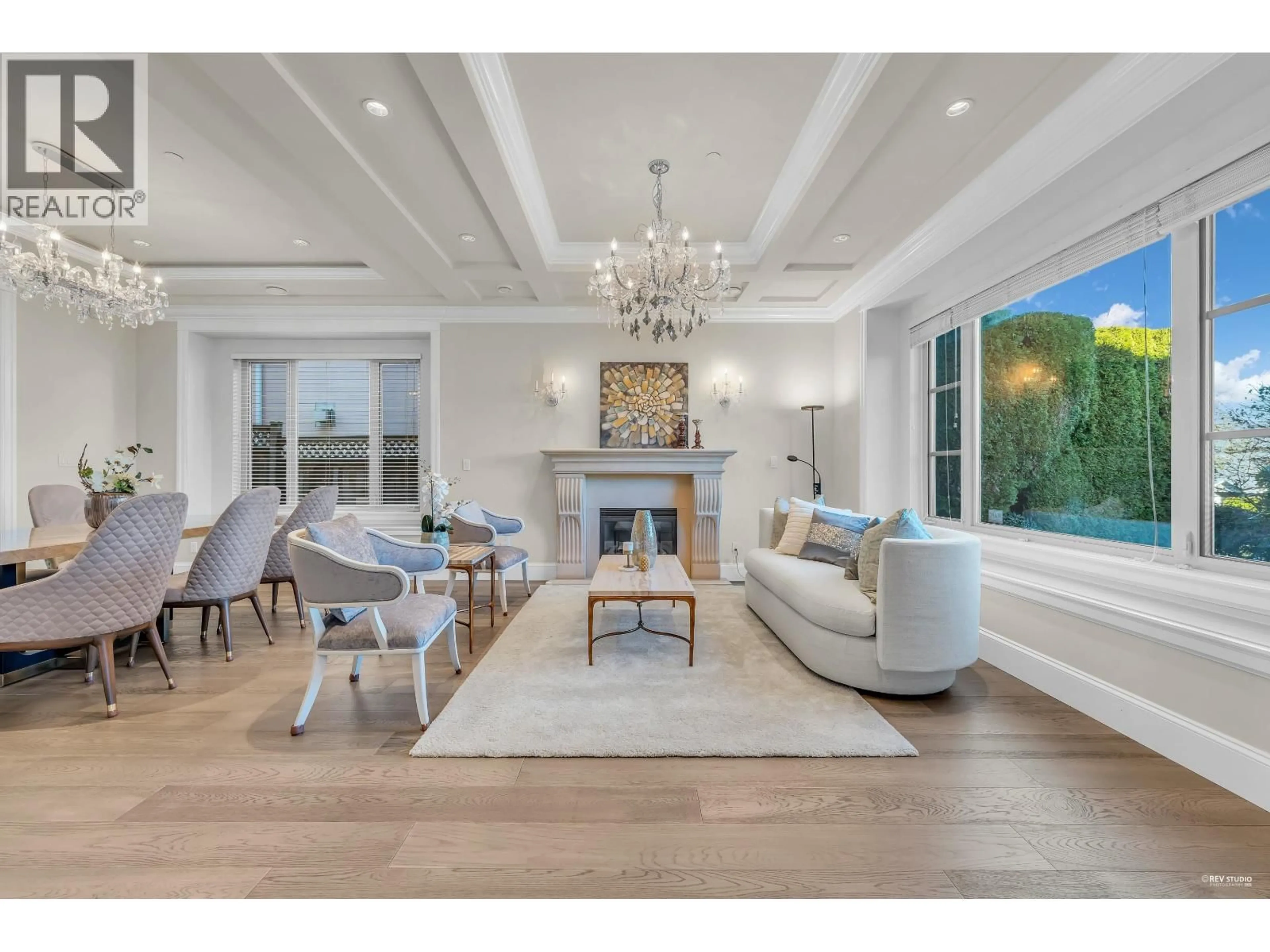 Living room with furniture, unknown for 3369 PUGET DRIVE, Vancouver British Columbia V6L2T6