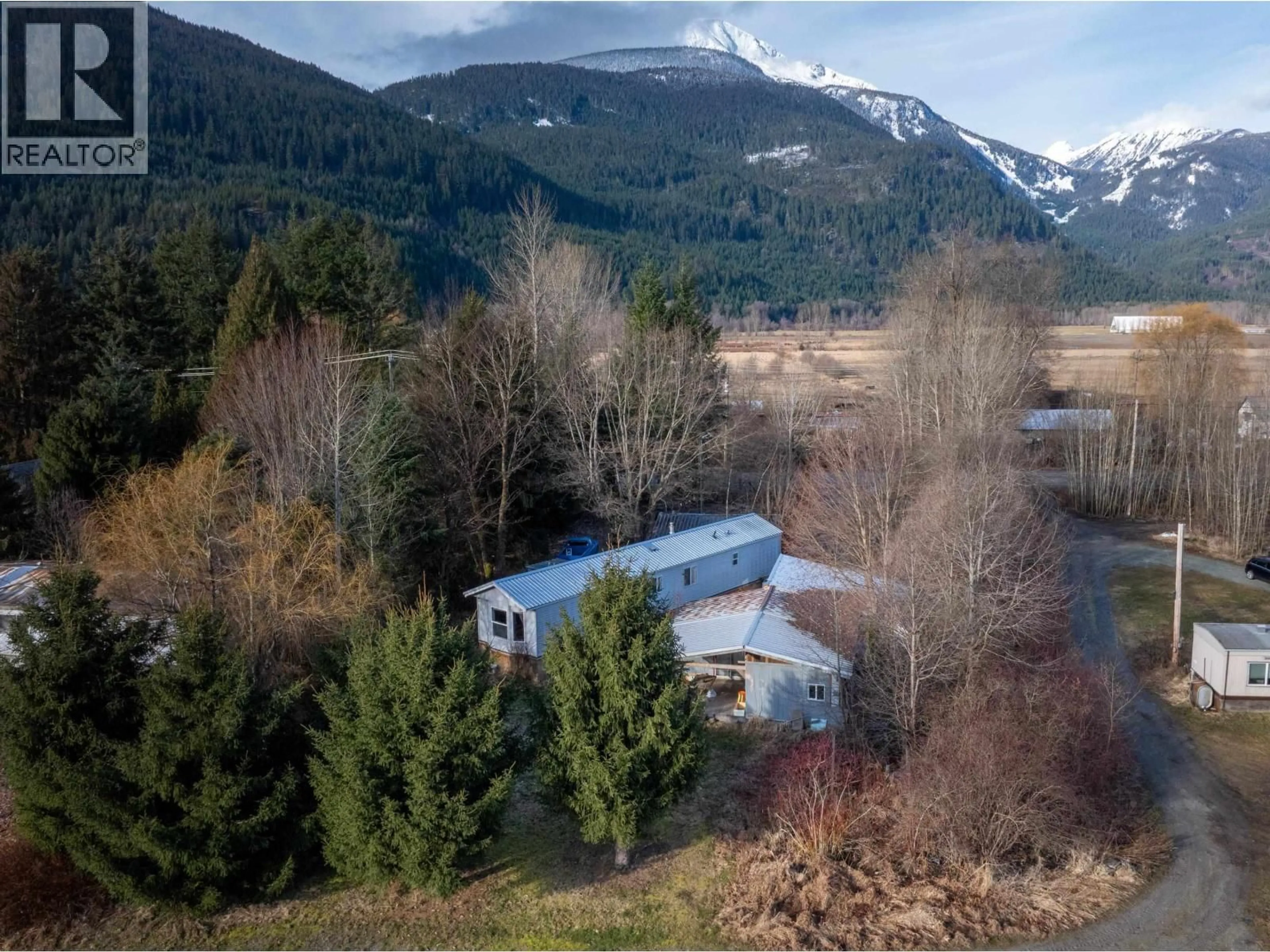 A pic from outside/outdoor area/front of a property/back of a property/a pic from drone, mountain view for 7636 PEMBERTON MEADOWS ROAD, Pemberton British Columbia V0N2L0