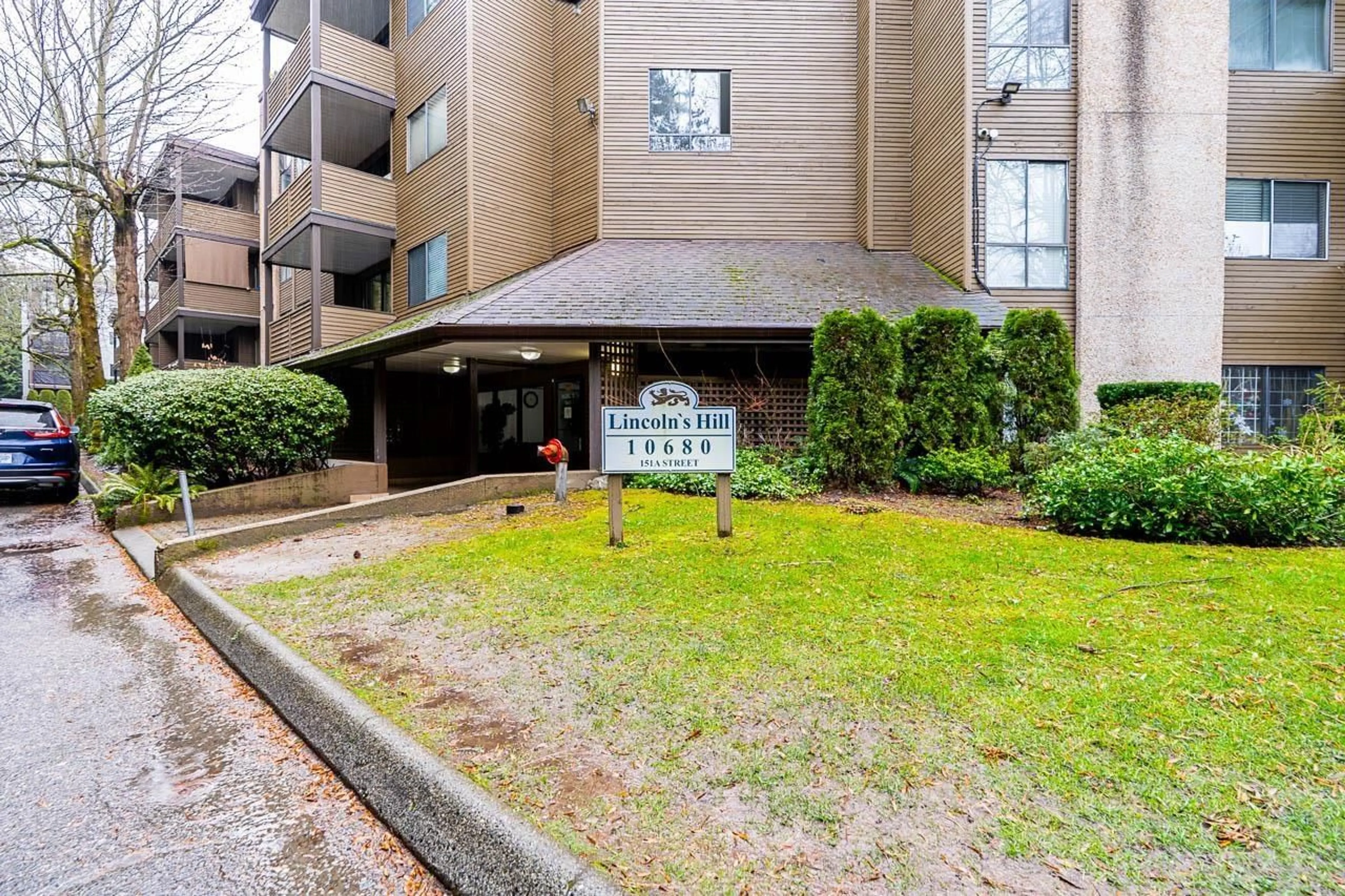 Unknown for 203 - 10680 151A STREET, Surrey British Columbia V3R8T4