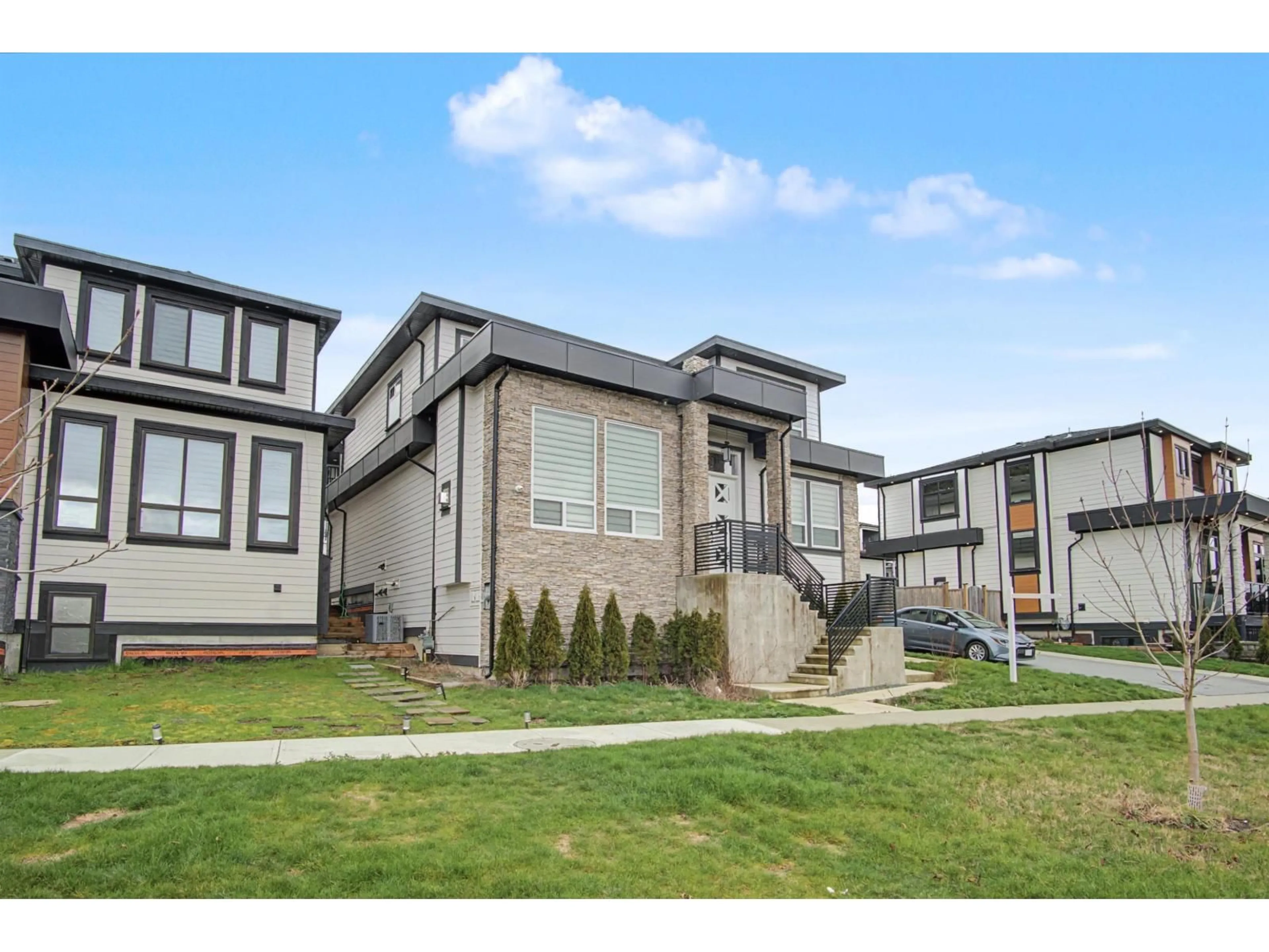 Unknown for 16685 15A AVENUE, Surrey British Columbia V3S9X7