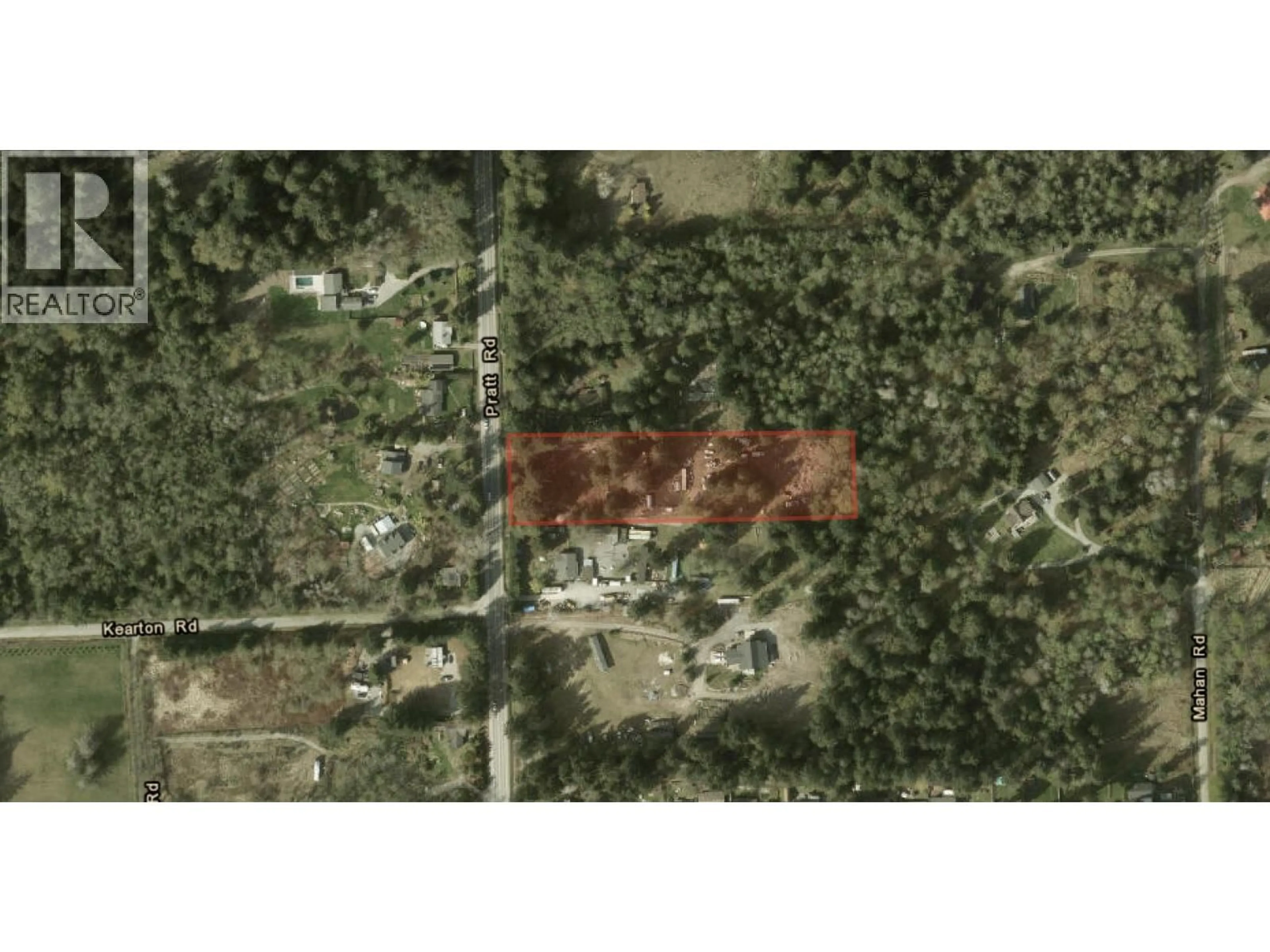 A pic from outside/outdoor area/front of a property/back of a property/a pic from drone, unknown for 464 PRATT ROAD, Gibsons British Columbia V0N1V4