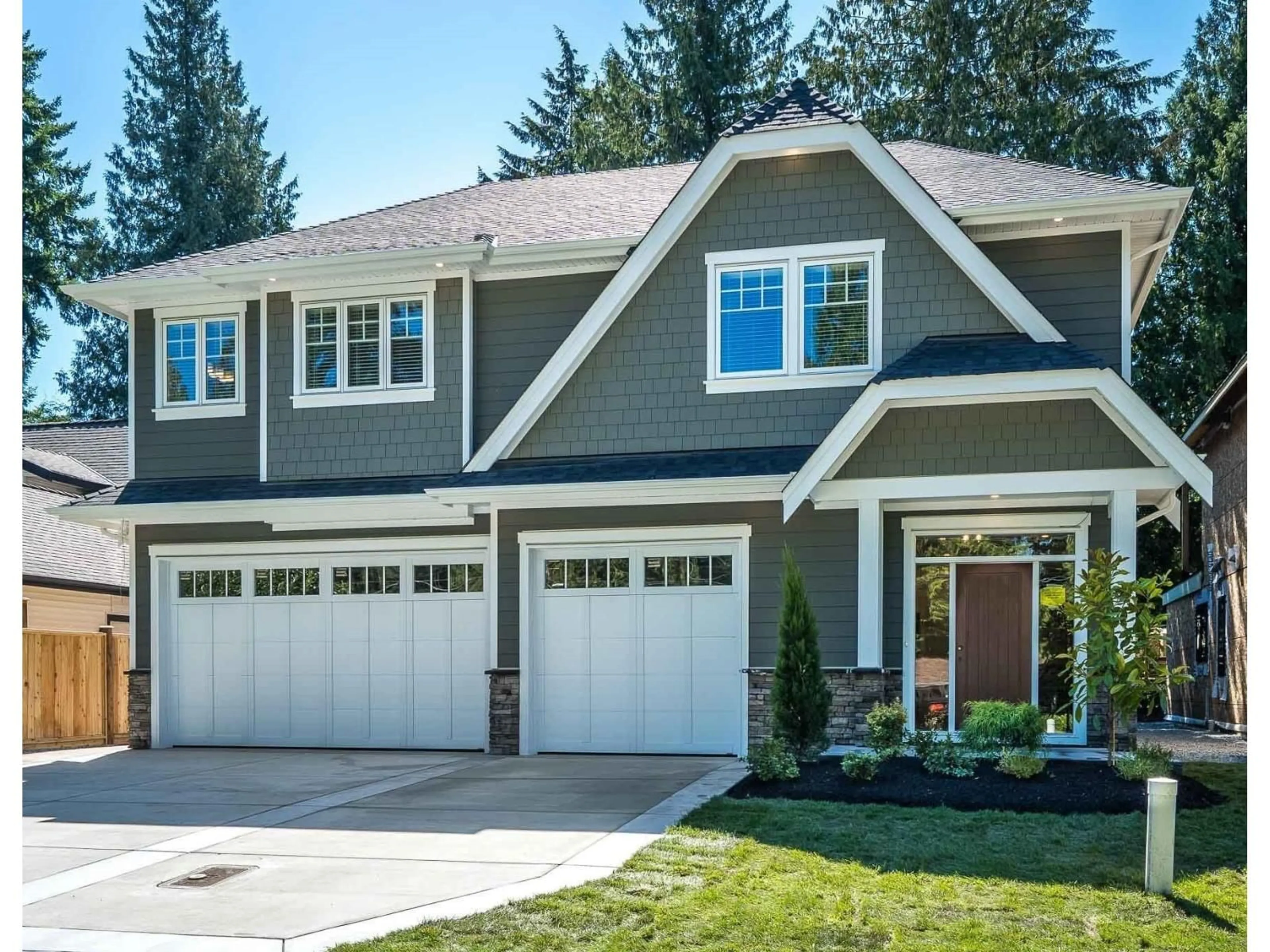 Home with vinyl exterior material, street for 20488 46A AVENUE, Langley British Columbia V3A3J8