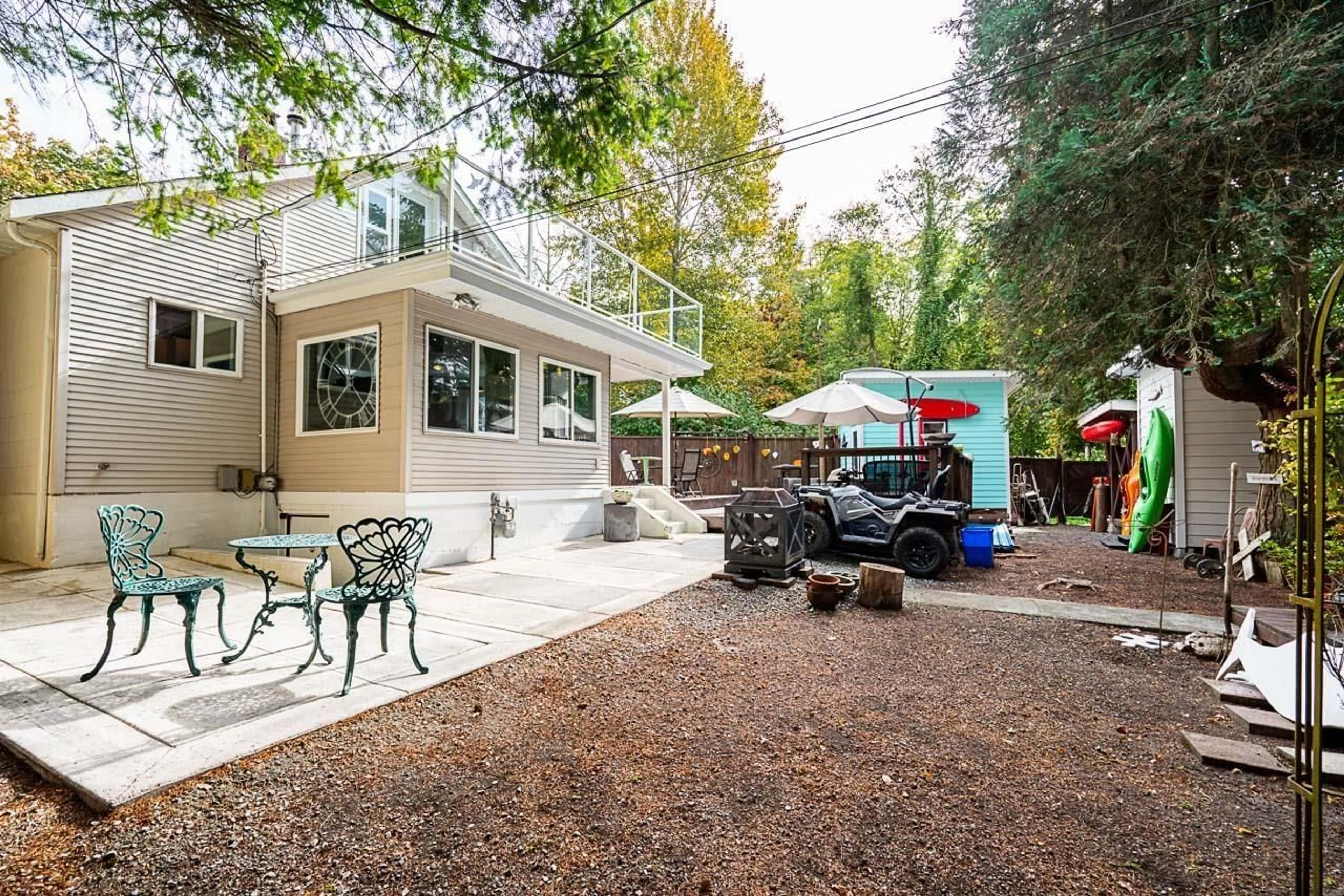 Patio, street for 2725 GORDON AVENUE, Surrey British Columbia V4A3J2