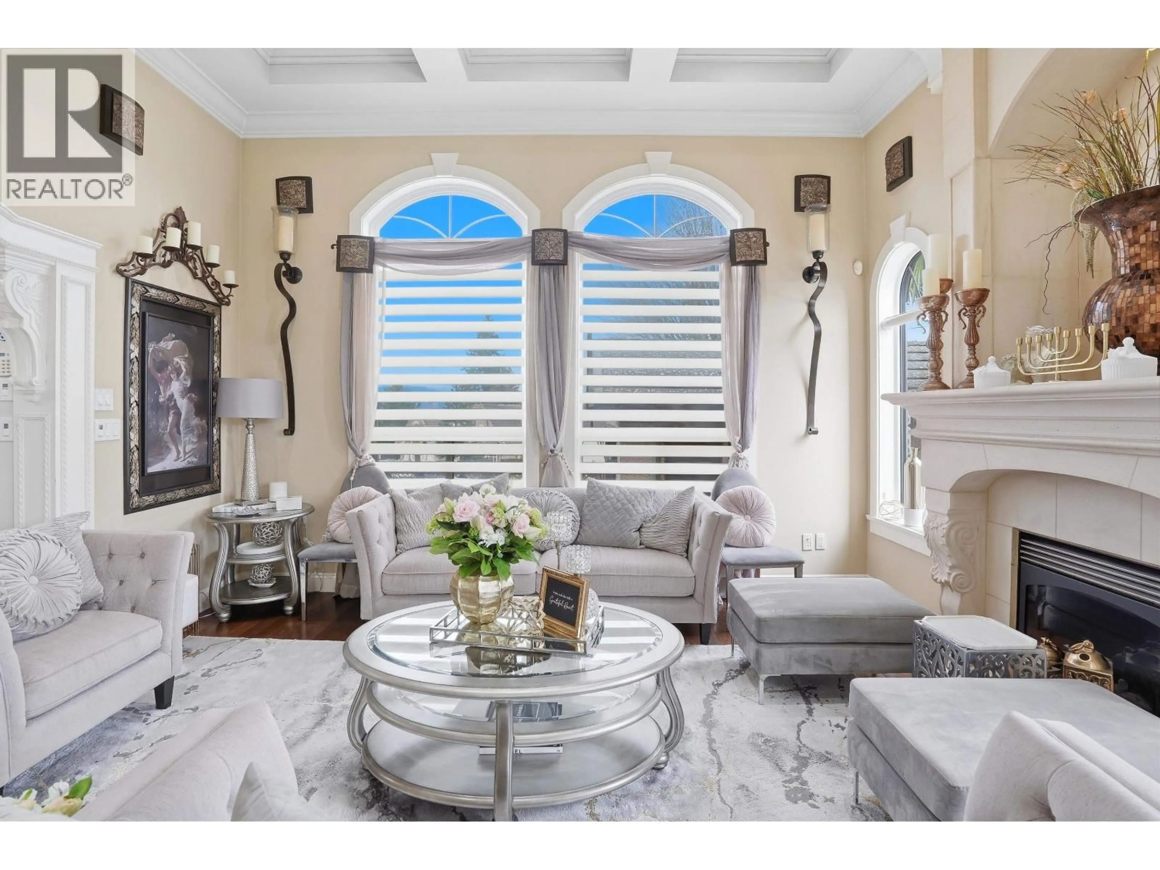 Living room with furniture, ceramic/tile floor for 5957 FORGLEN DRIVE, Burnaby British Columbia V5H3L4