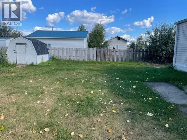 5256 42 STREET, Fort Nelson 2