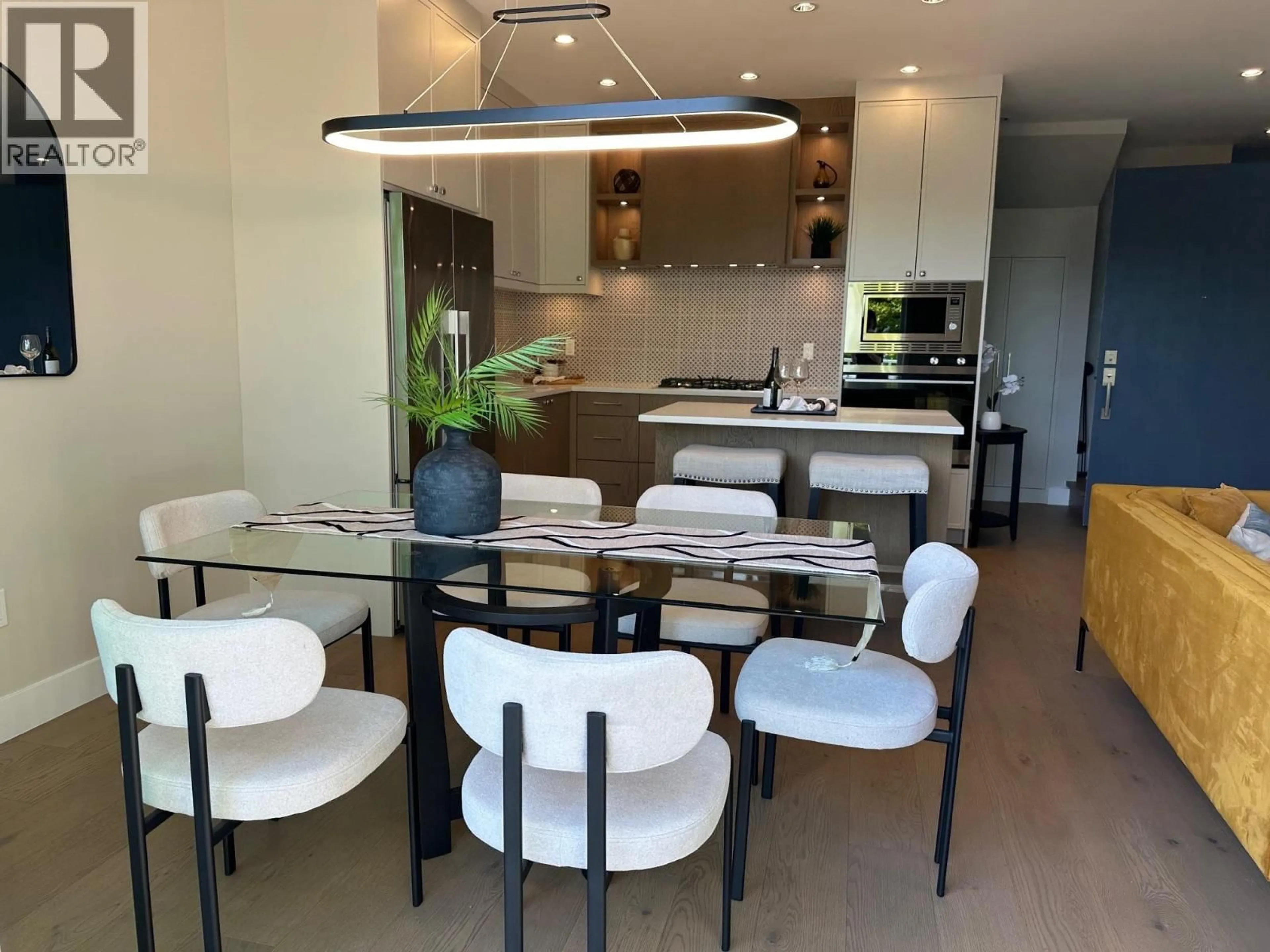 Unknown for 344 17TH STREET, North Vancouver British Columbia V7L2V9