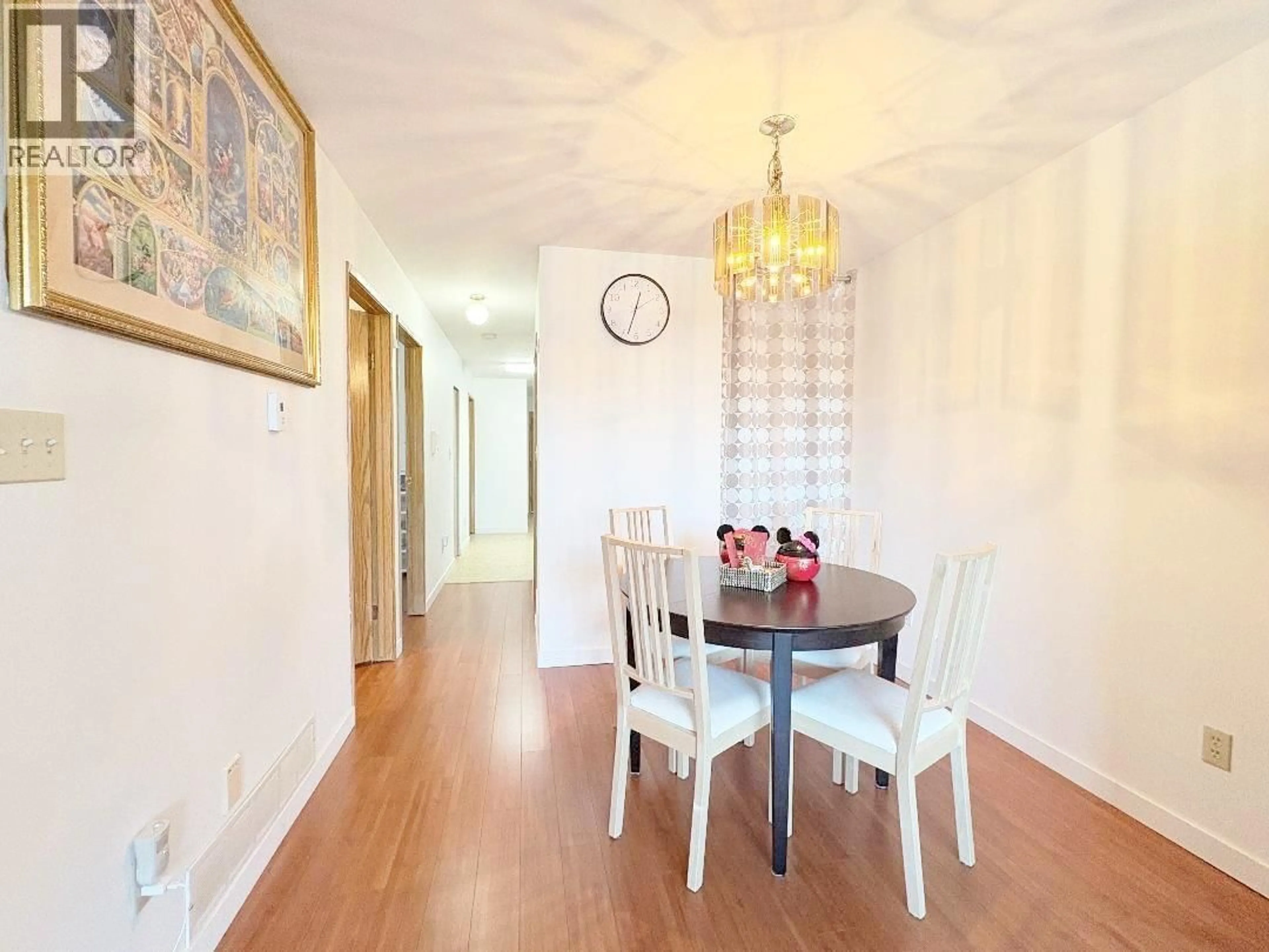 Dining room, wood/laminate floor for 2038 NAPIER STREET, Vancouver British Columbia V5L5B7