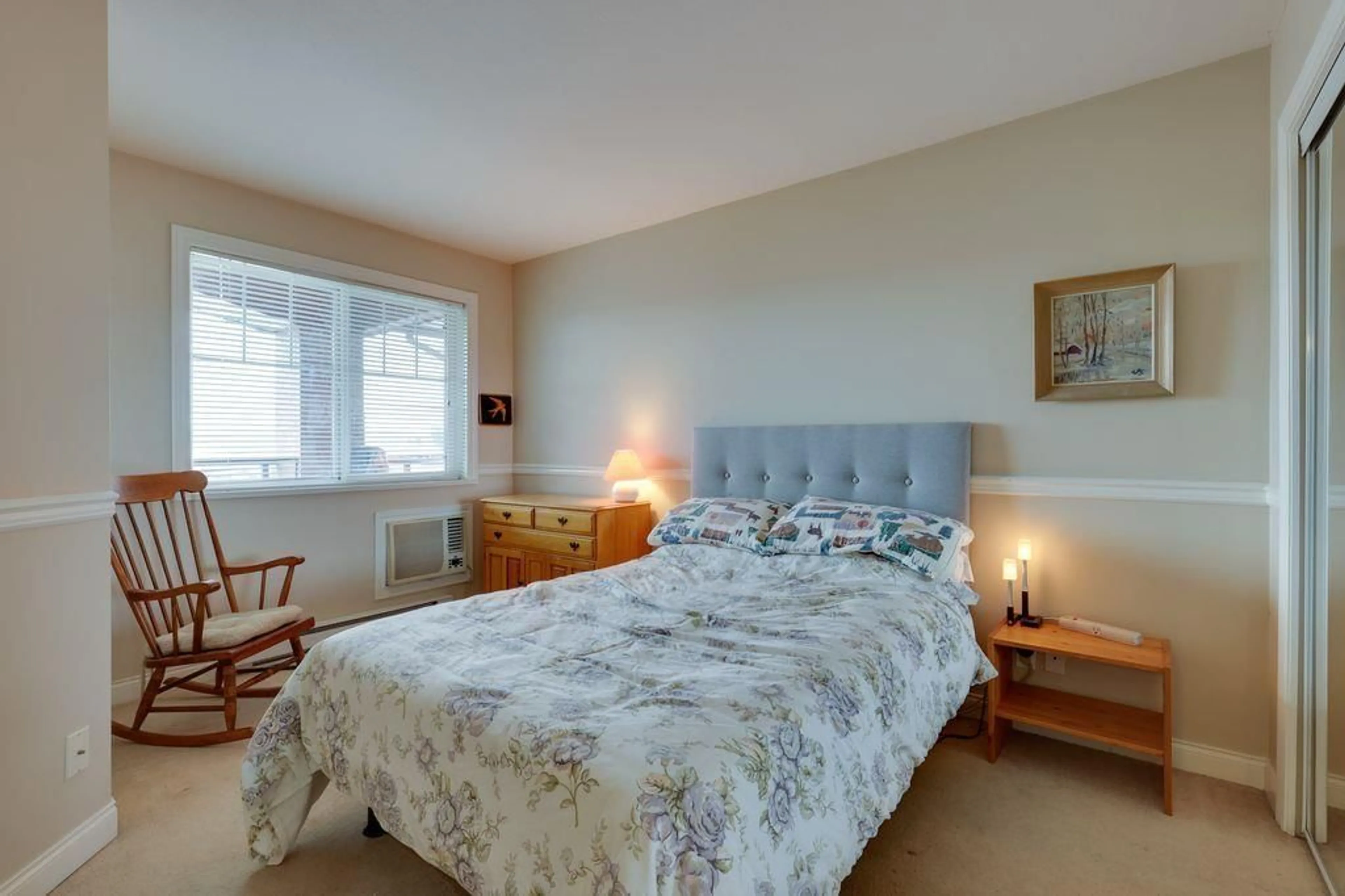 Bedroom with bed, unknown for 317 - 19774 56 AVENUE, Langley British Columbia V3A3X6