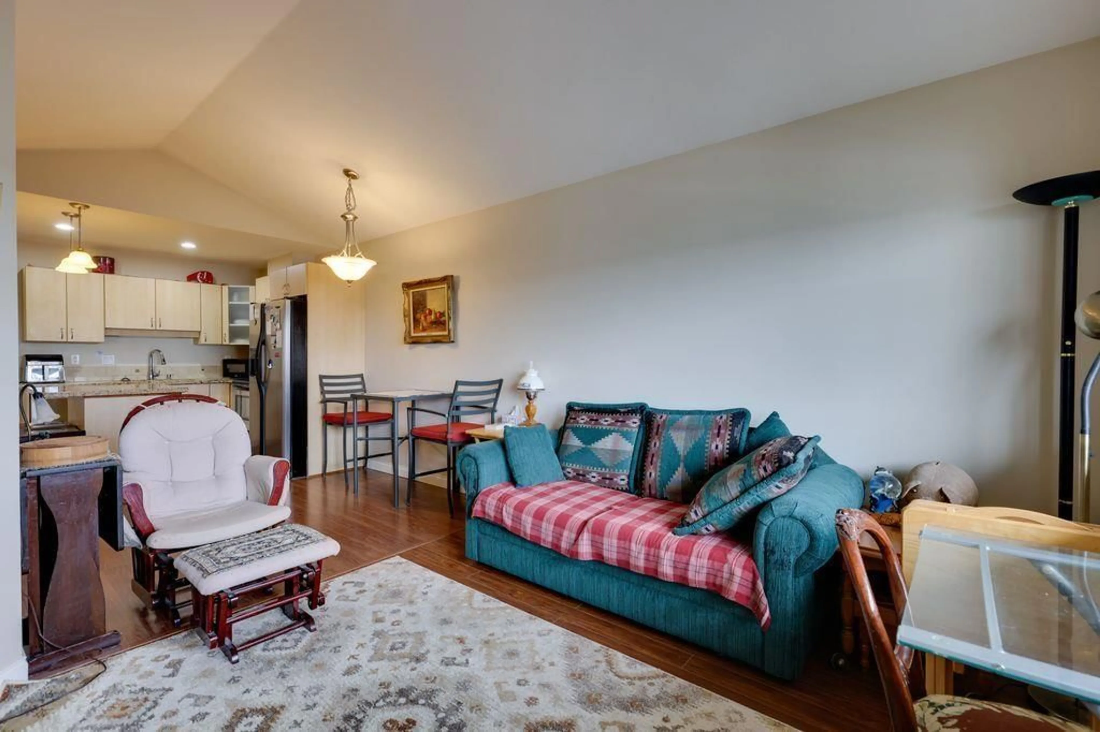 Living room with furniture, unknown for 317 - 19774 56 AVENUE, Langley British Columbia V3A3X6