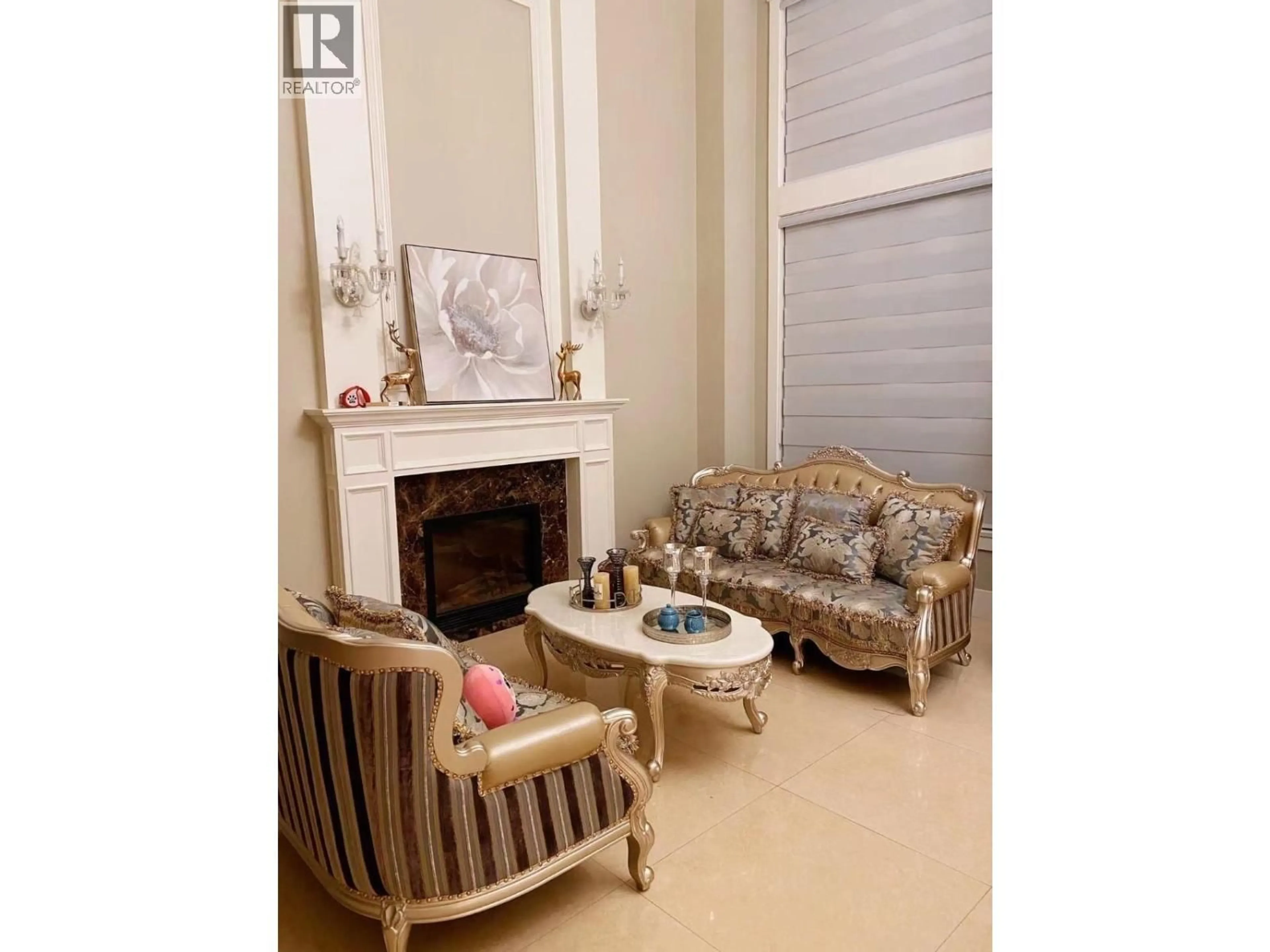 Living room with furniture, unknown for 8180 LUNDY ROAD, Richmond British Columbia V6Y2H3