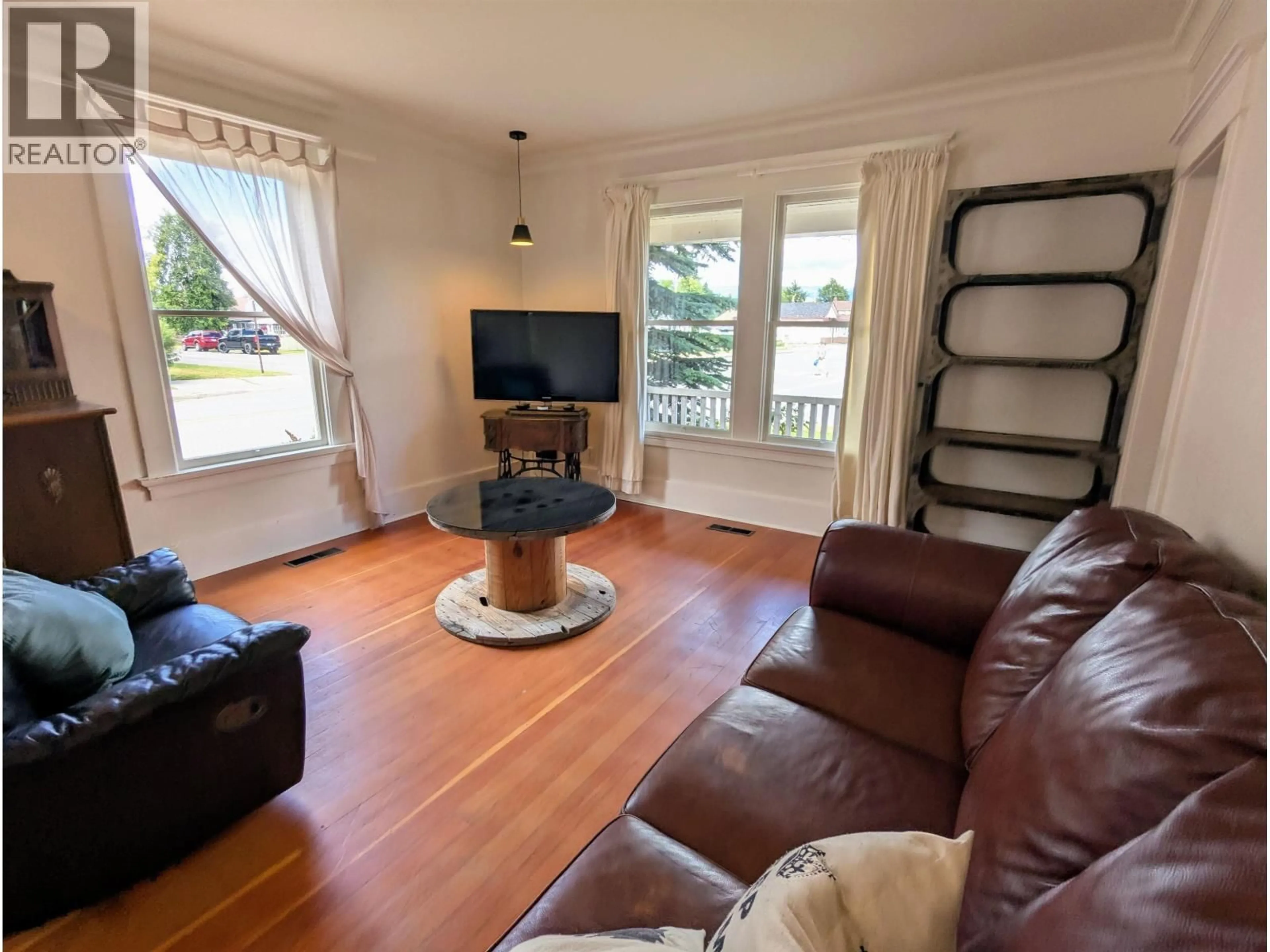 Living room with furniture, unknown for 3891 BROADWAY AVENUE, Smithers British Columbia V0J2N0