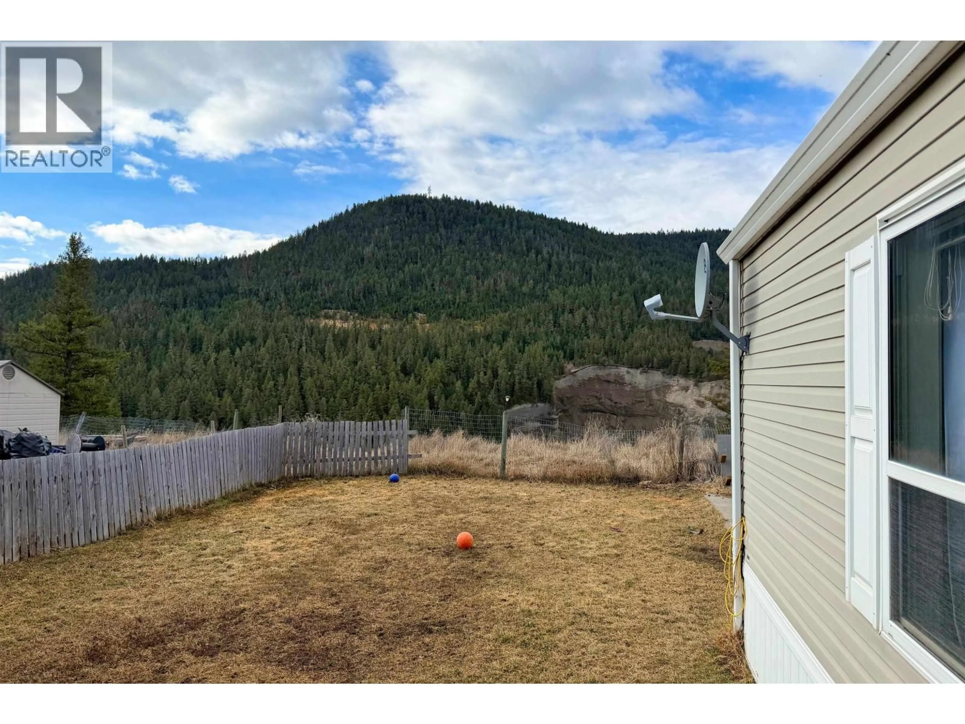 A pic from outside/outdoor area/front of a property/back of a property/a pic from drone, mountain view for 25 - 3001 MACKENZIE AVENUE, Williams Lake British Columbia V2G3N9